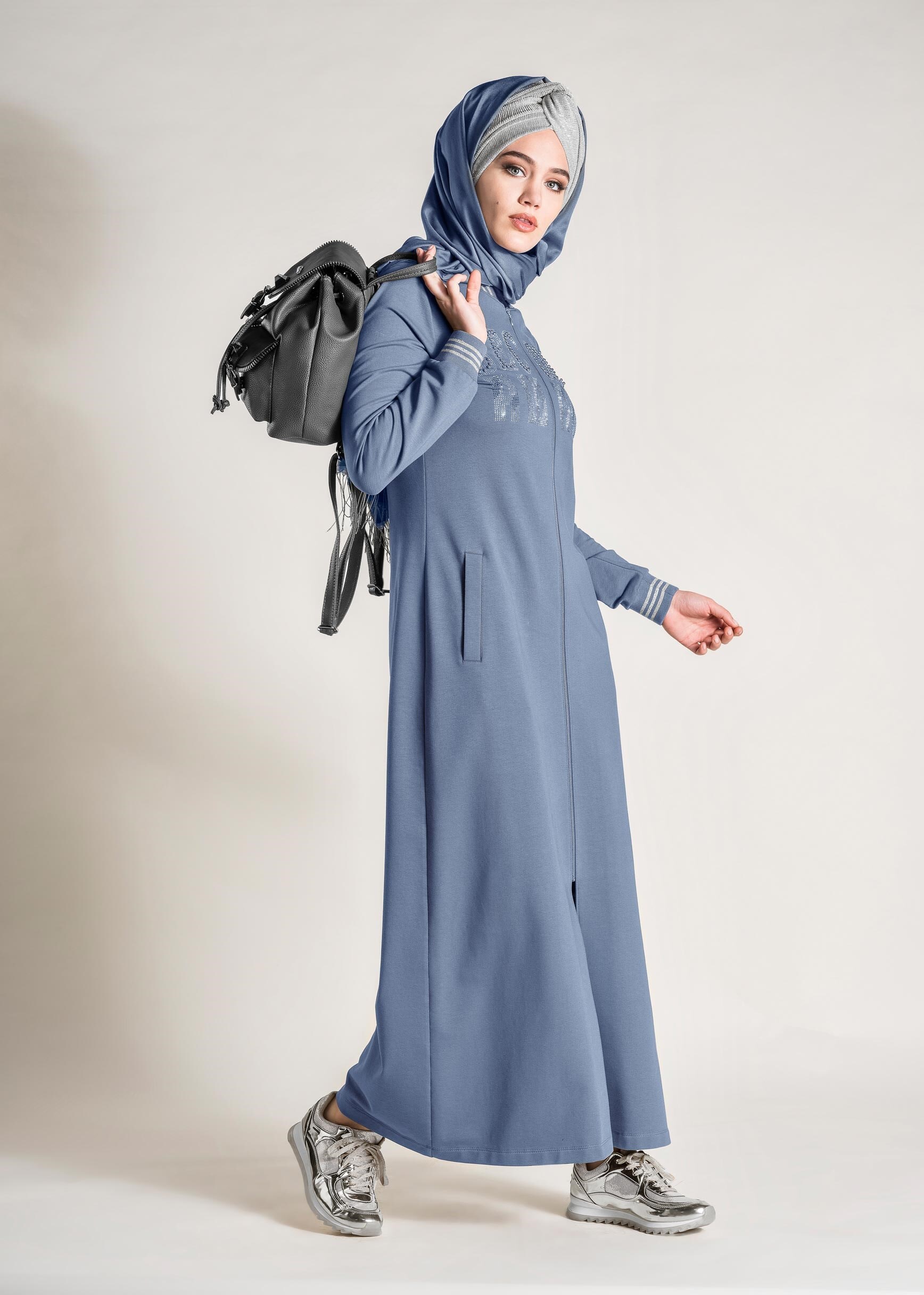 Tesettür giyim MAVİ YAZI BASKILI UZUN EŞOFMAN TUNİK 4099