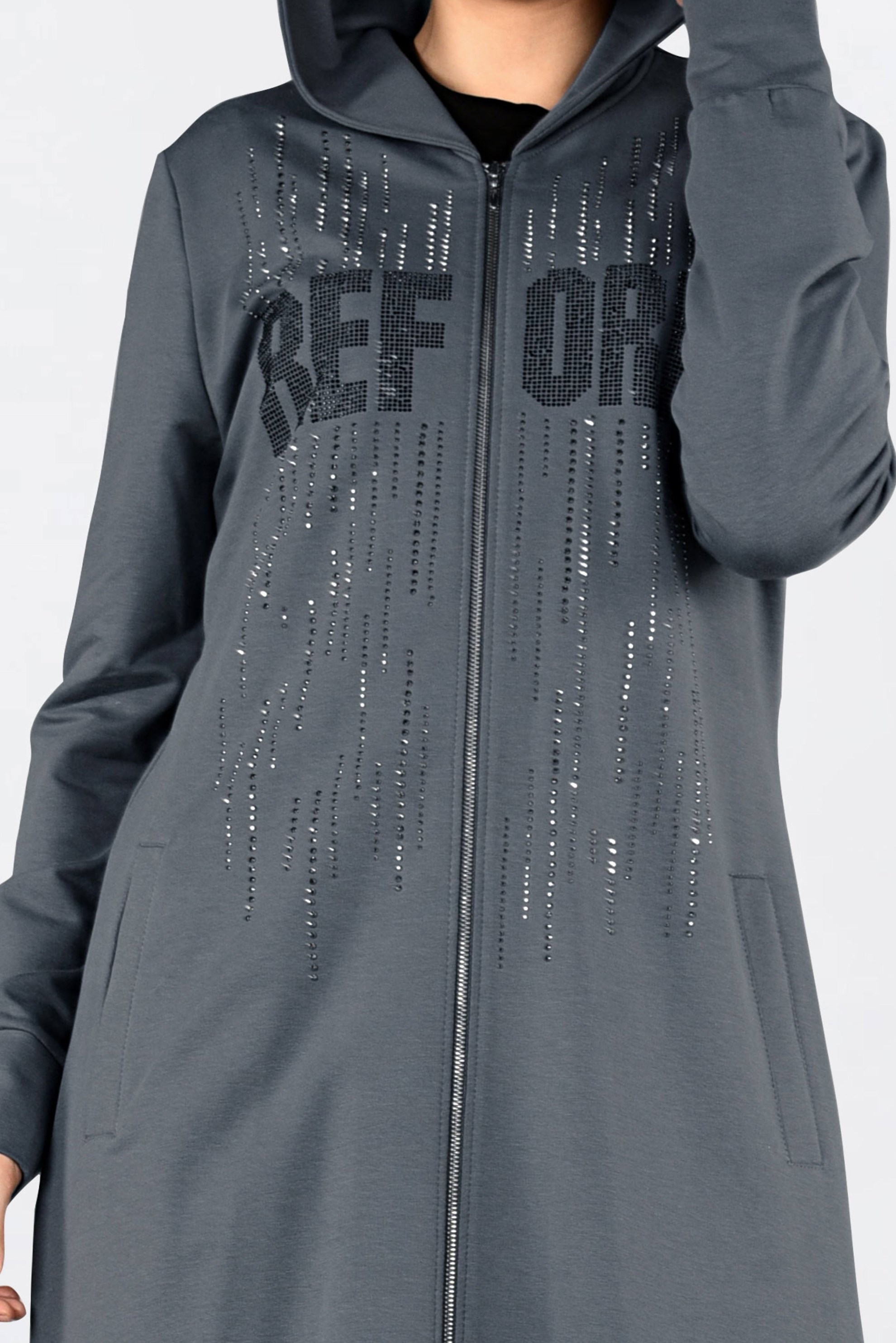 Tesettür giyim GRİ YAZI DETAYLI KAPÜŞONLU UZUN EŞOFMAN TUNİK 4131