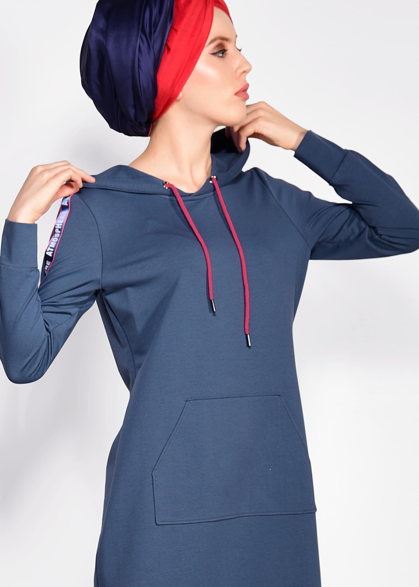 Tesettür giyim LACİVERT CEPLİ KAPÜŞONLU EŞOFMAN ELBİSE 4148 