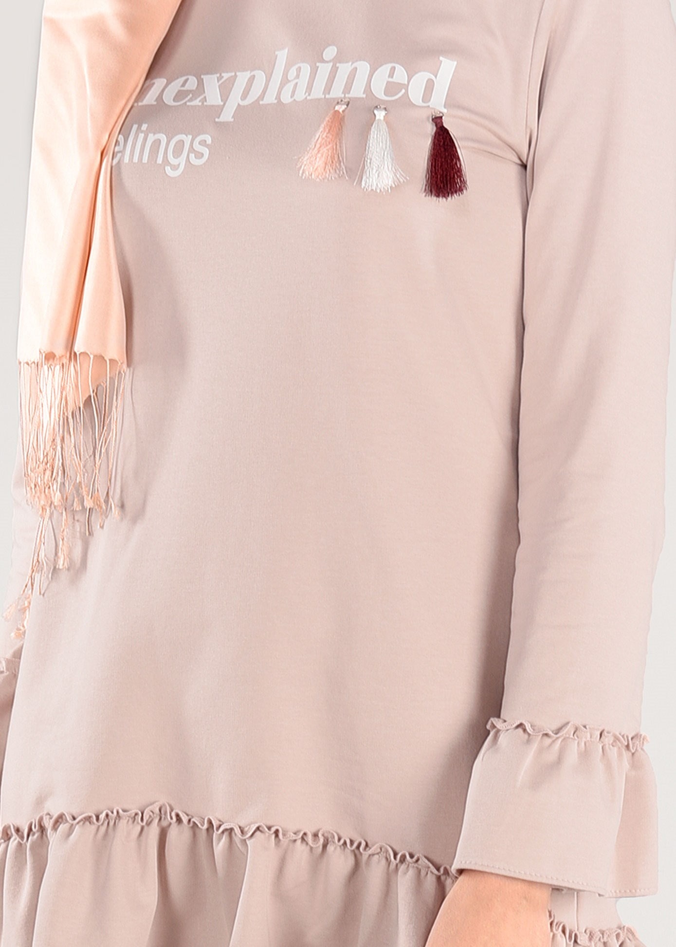 Tesettür giyim PUDRA FIRFIR DETAYLI EŞOFMAN TUNİK 4873