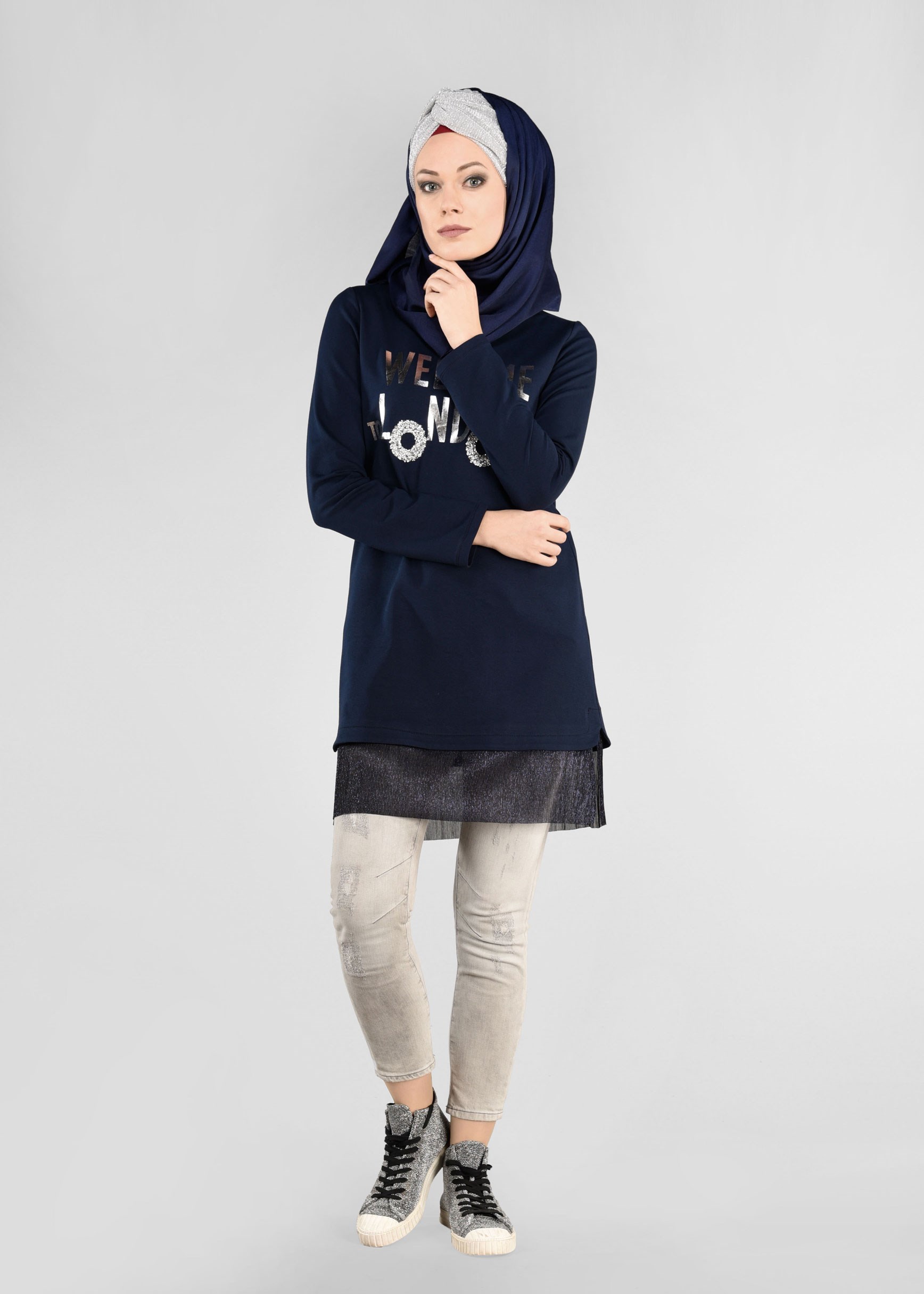 Tesettür giyim LACİVERT ETEK UCU PARILTILI EŞOFMAN TUNİK 4875