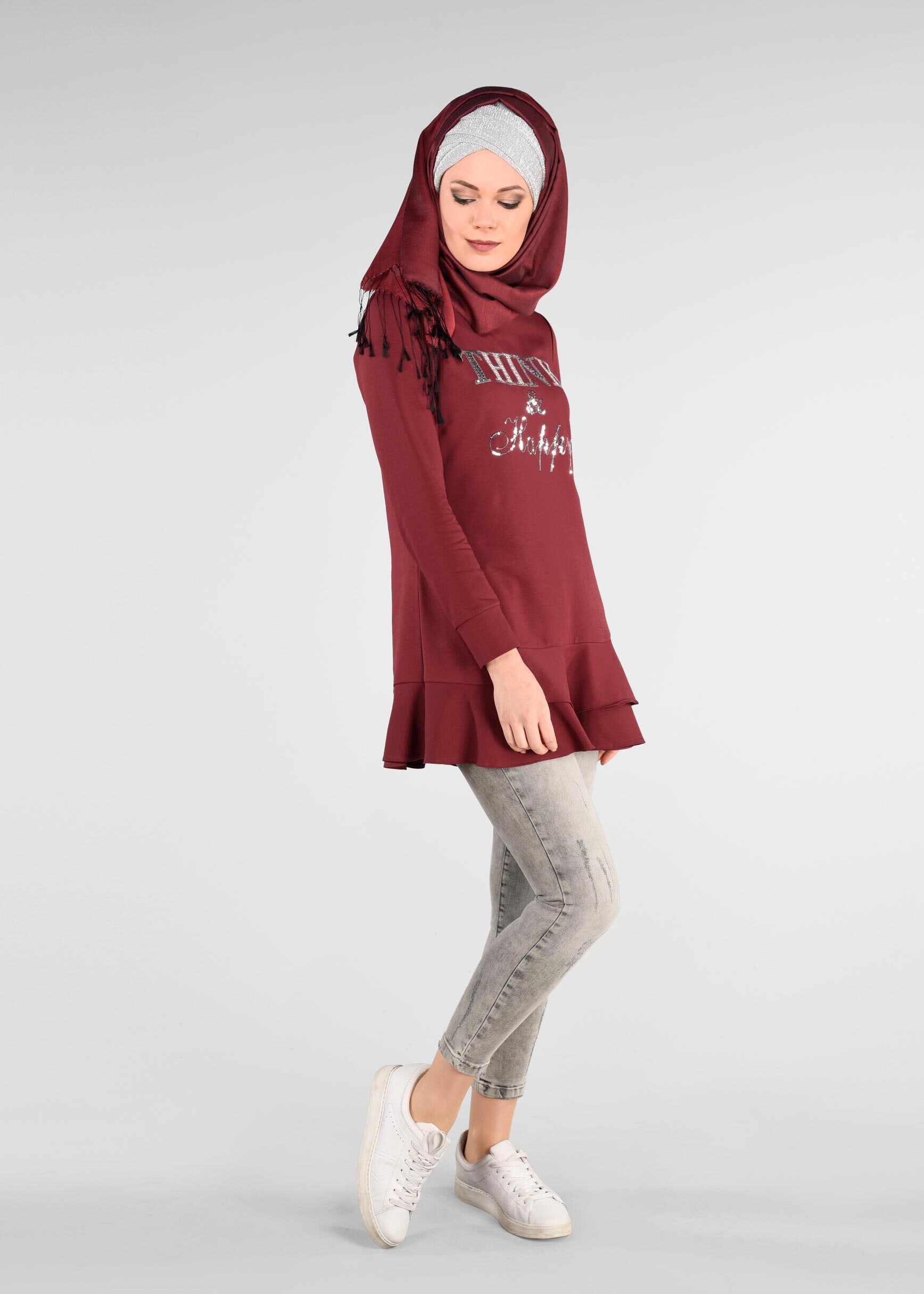 Tesettür giyim BORDO PUL PAYET DETAYLI ETEK UCU FIRFIRLI EŞOFMAN TUNİK 4877