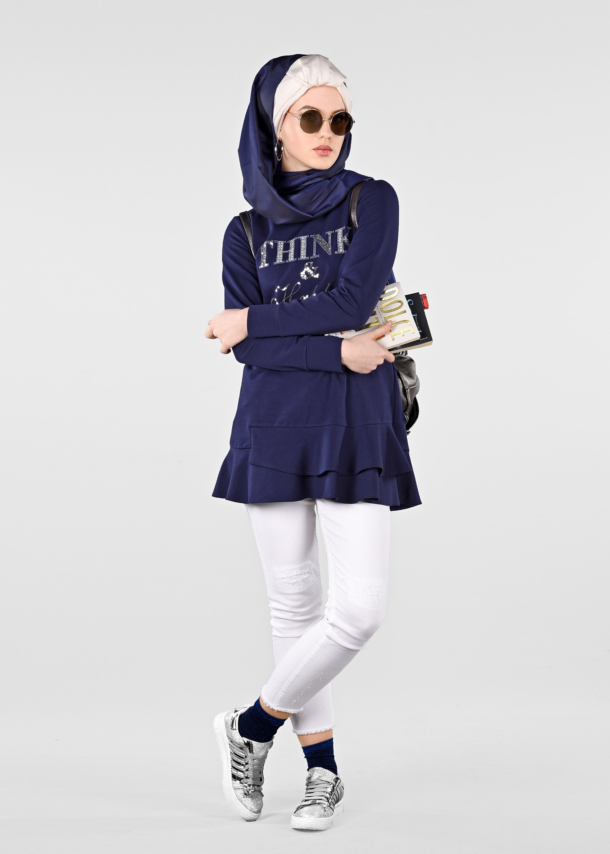 Tesettür giyim LACİVERT PUL PAYET DETAYLI ETEK UCU FIRFIRLI EŞOFMAN TUNİK 4877