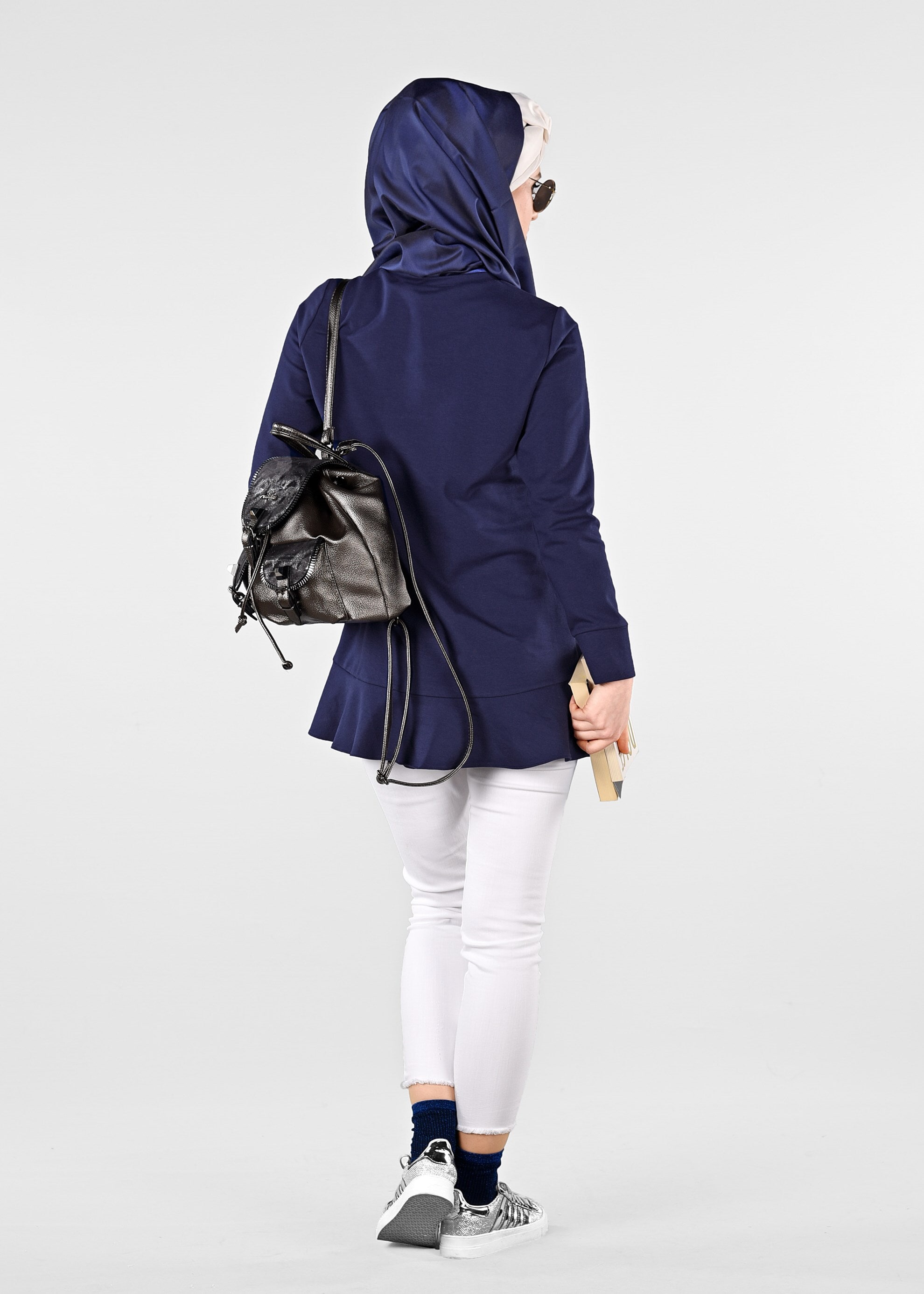 Tesettür giyim LACİVERT PUL PAYET DETAYLI ETEK UCU FIRFIRLI EŞOFMAN TUNİK 4877