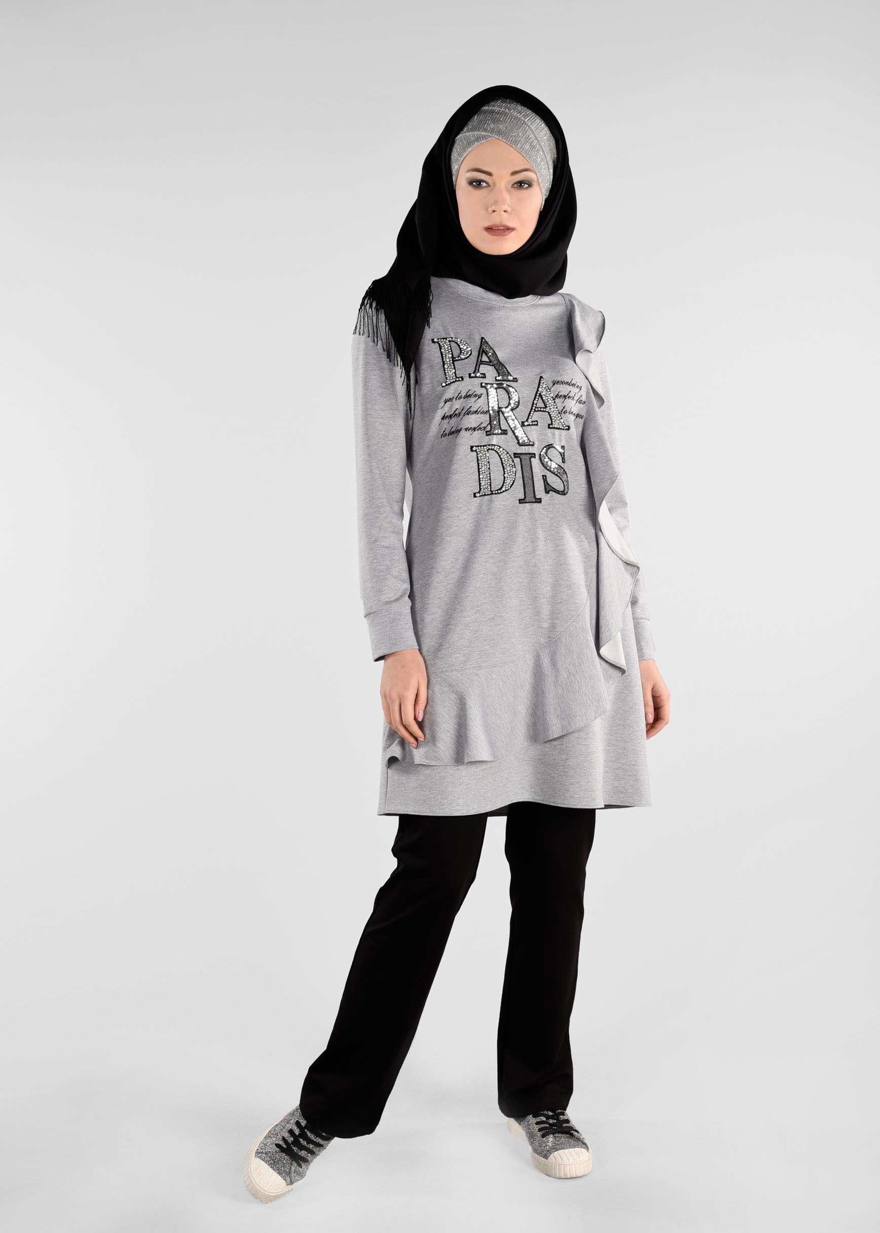 Tesettür giyim GRİ BONCUK VE PUL PAYET DETAYLI 2&prime;Lİ EŞOFMAN TAKIM 4880