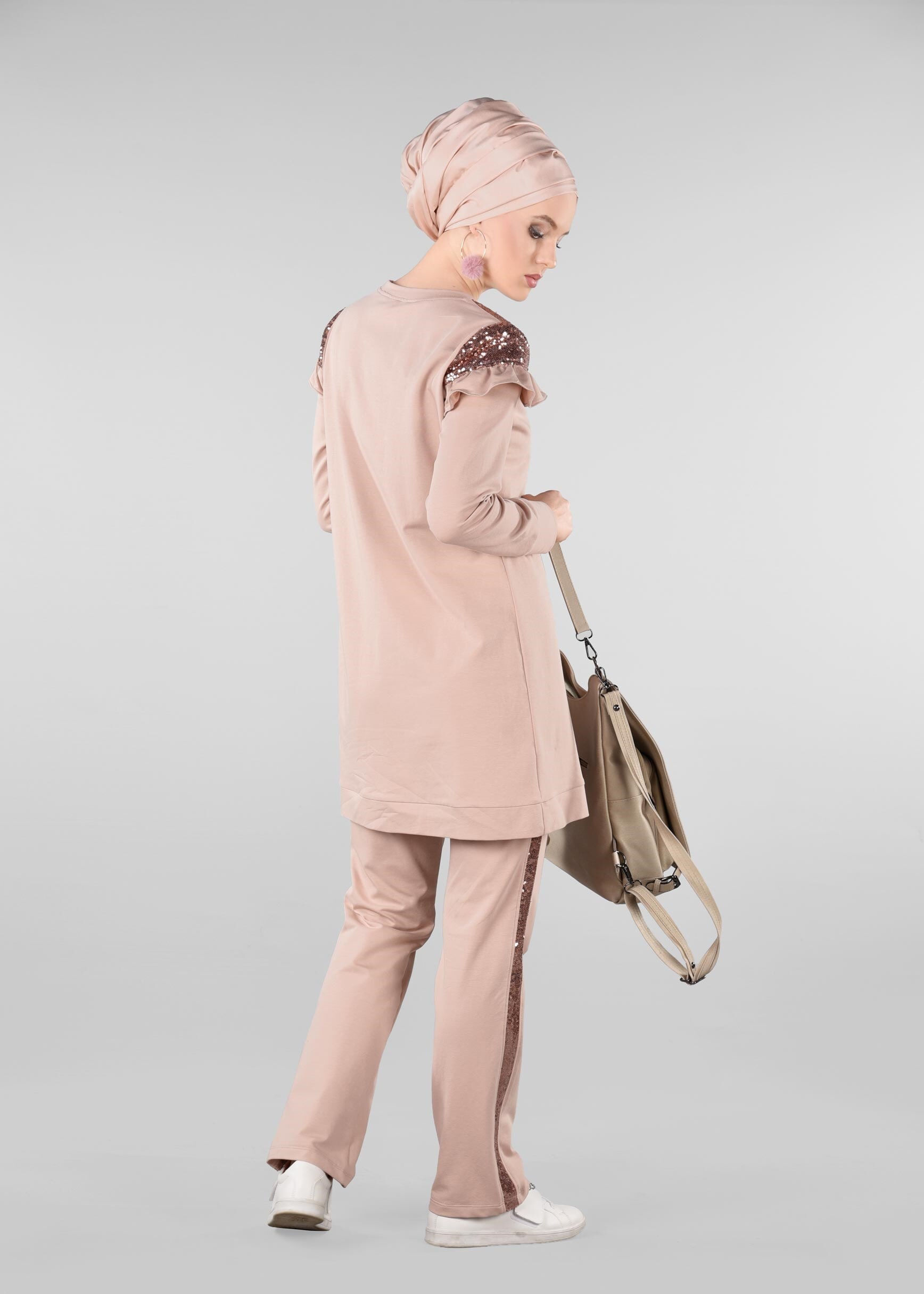Tesettür giyim PUDRA PUL PAYETLİ 2&prime;Lİ EŞOFMAN TAKIM 4881