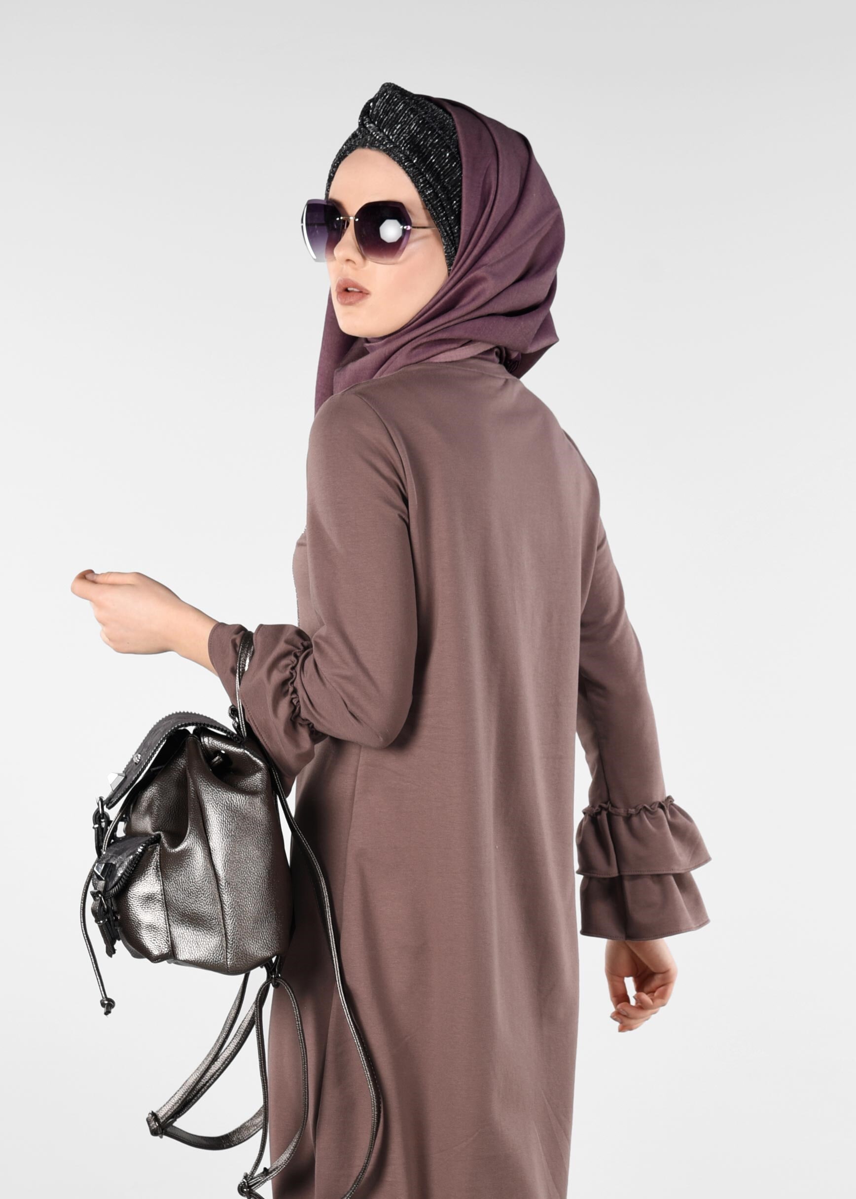 Tesettür giyim PEMBE ETEK UCU VE KOLLARI VOLANLI EŞOFMAN ELBİSE 4882