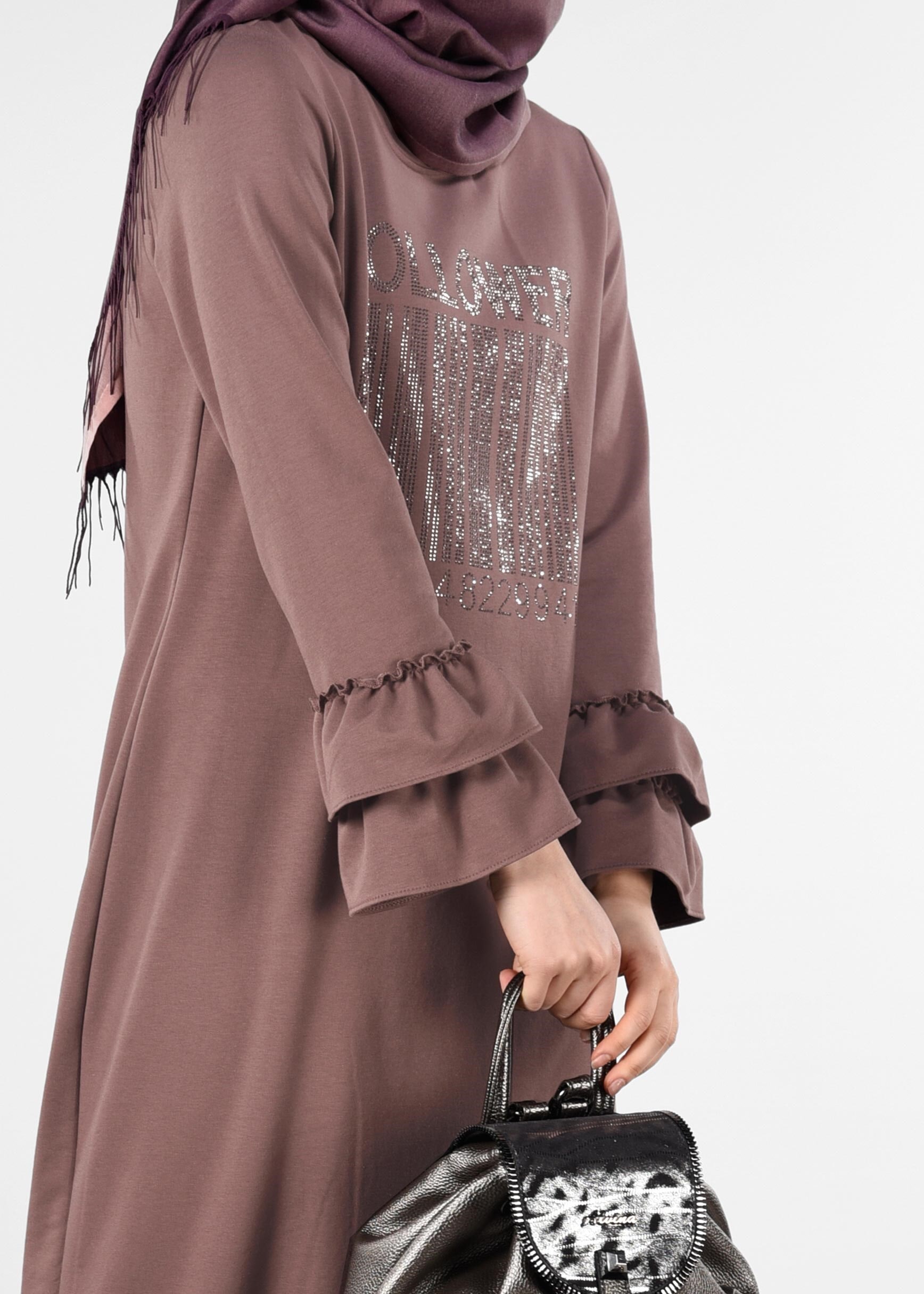 Tesettür giyim PEMBE ETEK UCU VE KOLLARI VOLANLI EŞOFMAN ELBİSE 4882