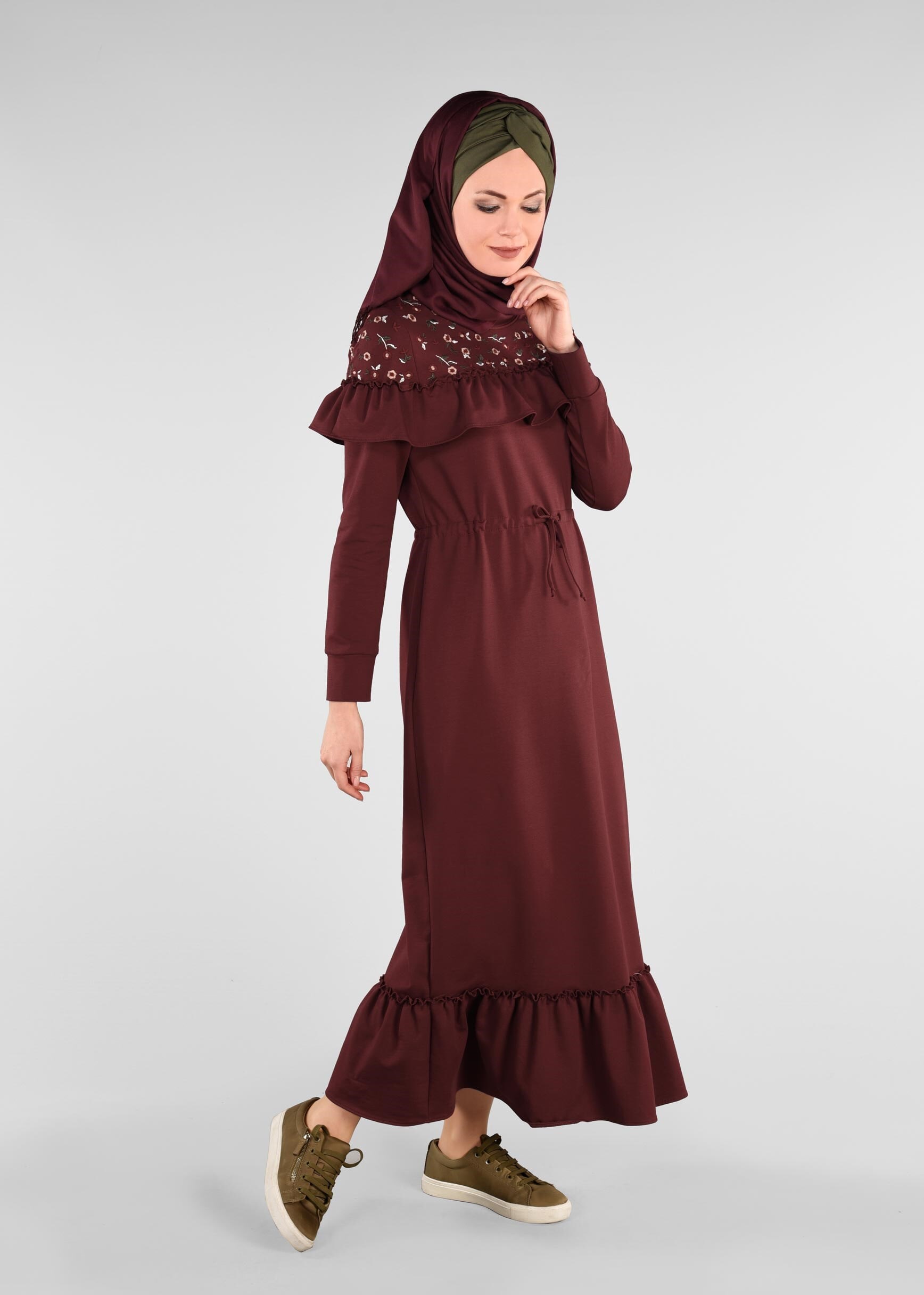 Tesettür giyim BORDO NAKIŞLI EŞOFMAN ELBİSE 4883 