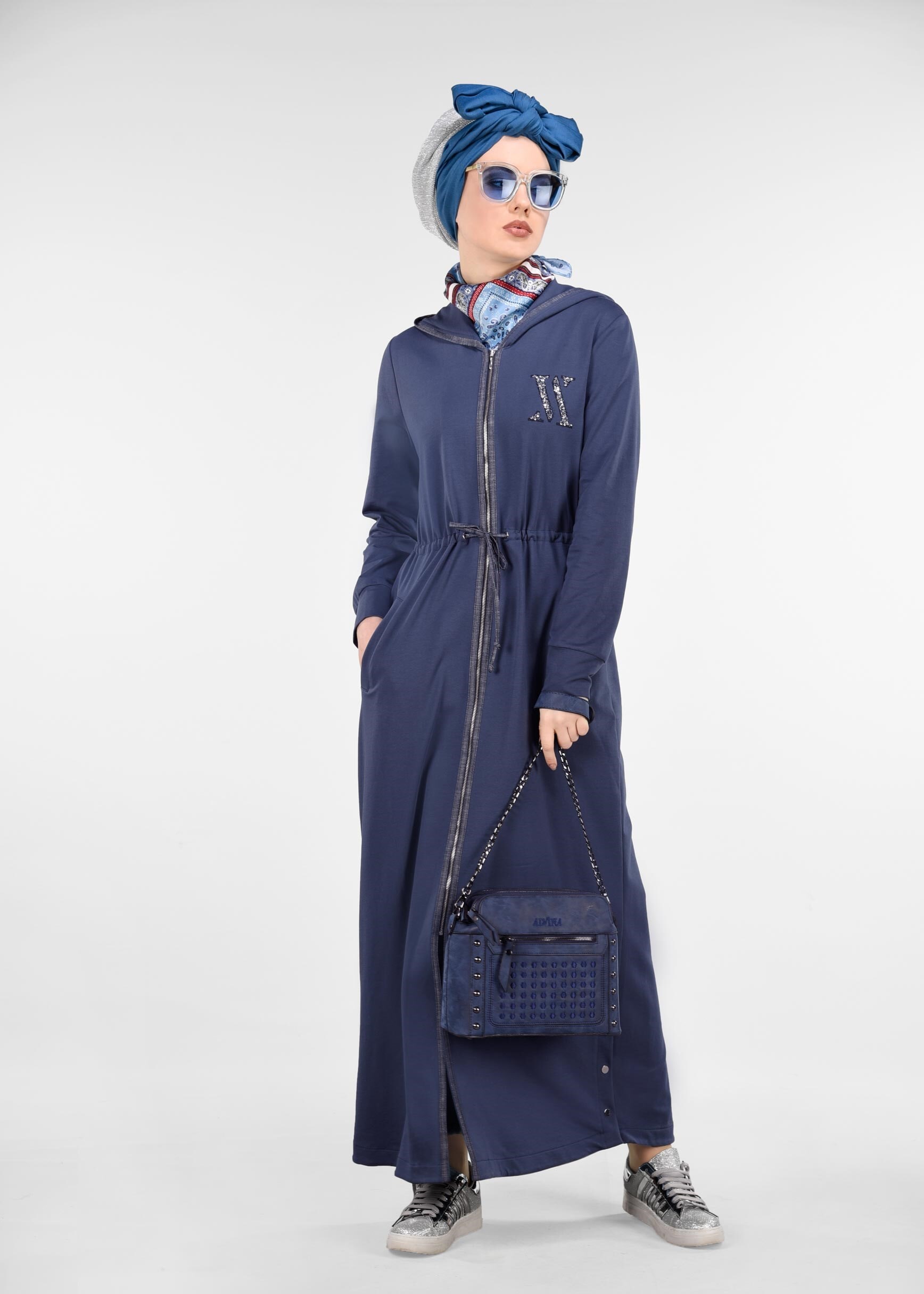 Tesettür giyim LACİVERT KAPÜŞONLU FERMUARLI EŞOFMAN TUNİK 4910