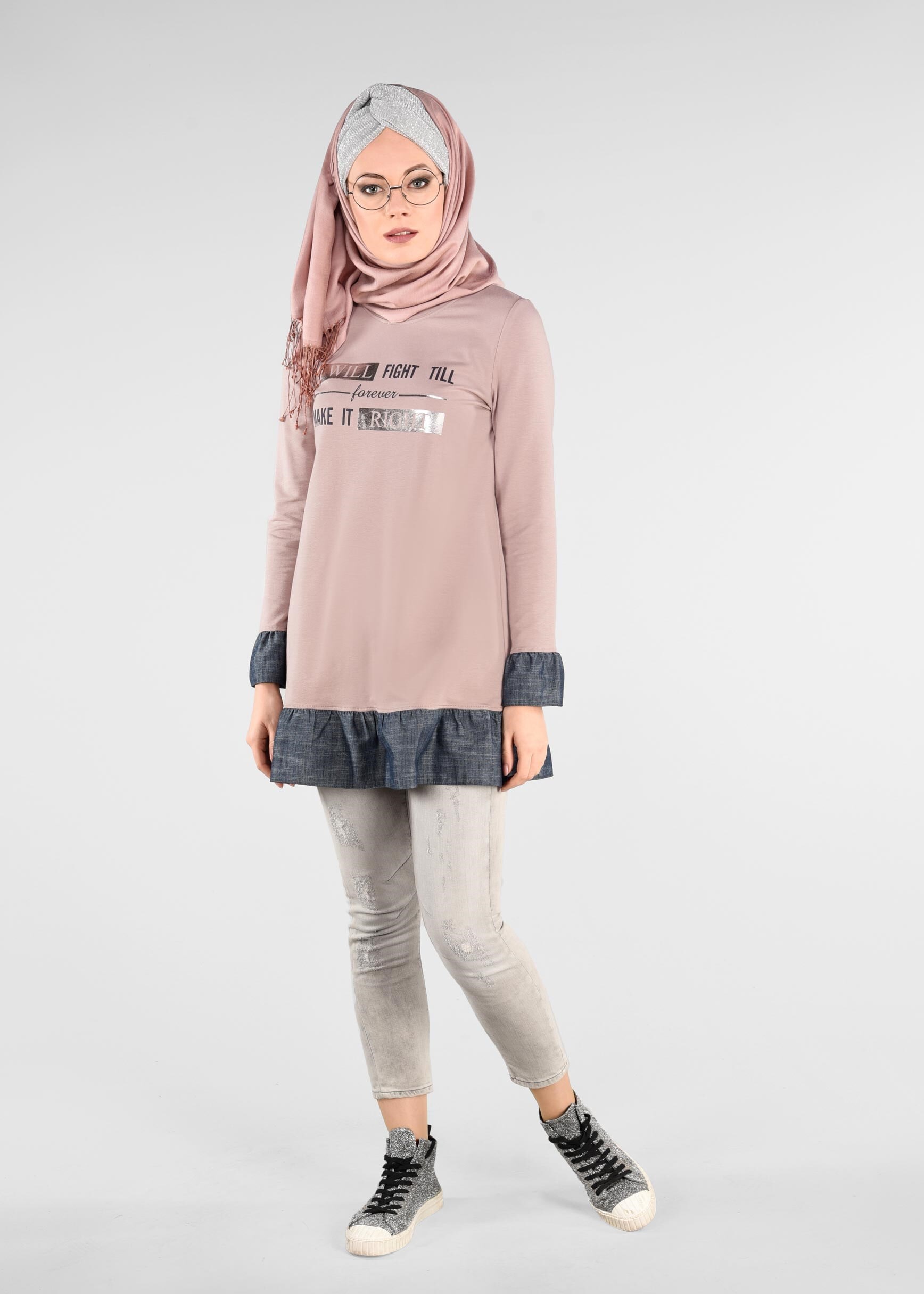 Tesettür giyim PUDRA ETEK UCU VE BİLEKLERİ FIRFIRLI EŞOFMAN TUNİK 4915