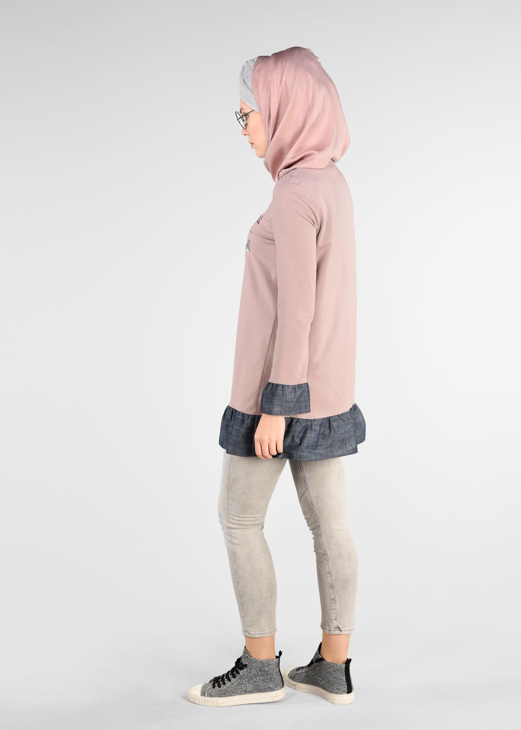 Tesettür giyim PUDRA ETEK UCU VE BİLEKLERİ FIRFIRLI EŞOFMAN TUNİK 4915