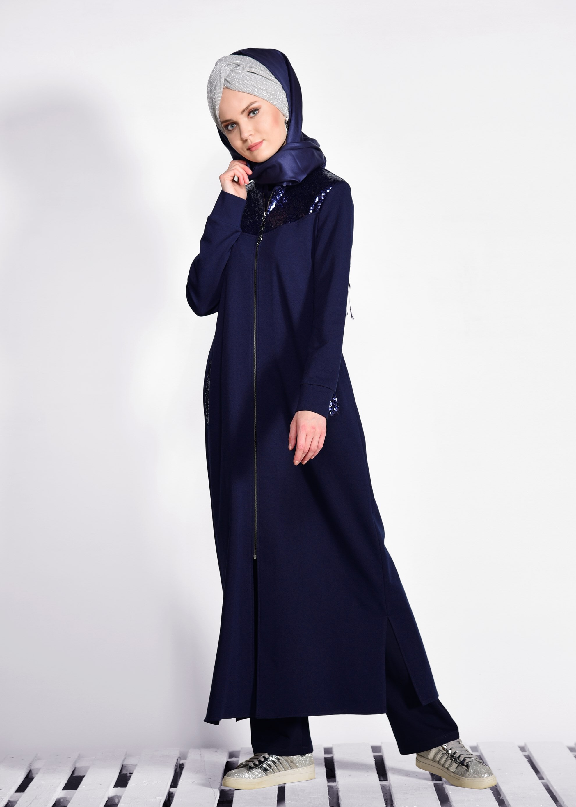 Tesettür giyim LACİVERT PUL PAYETLİ UZUN EŞOFMAN TUNİK 4931