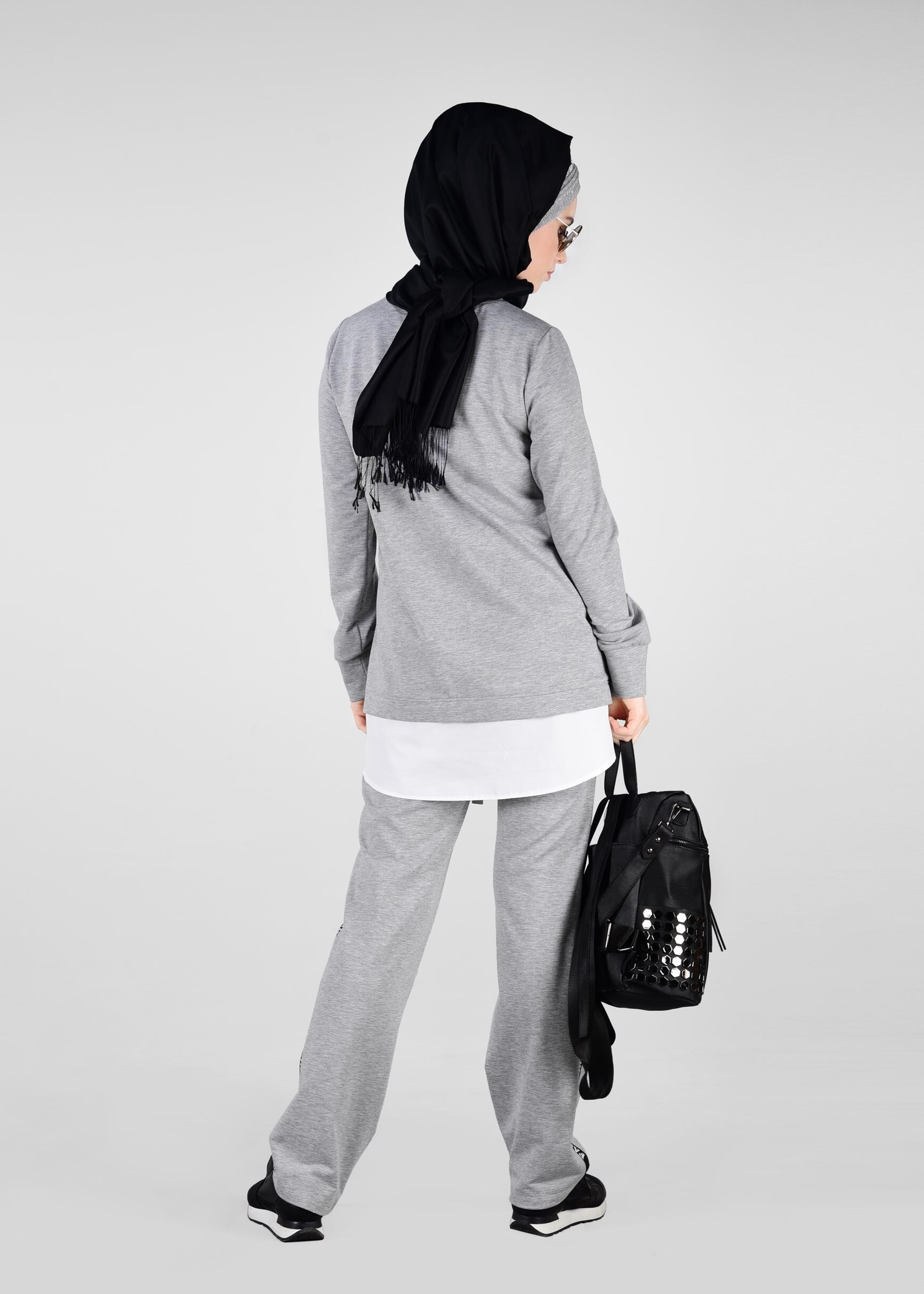 Tesettür giyim GRİ 4938 NEW LERİDA 2&prime;Lİ EŞOFMAN TKM.36/42 TEK38