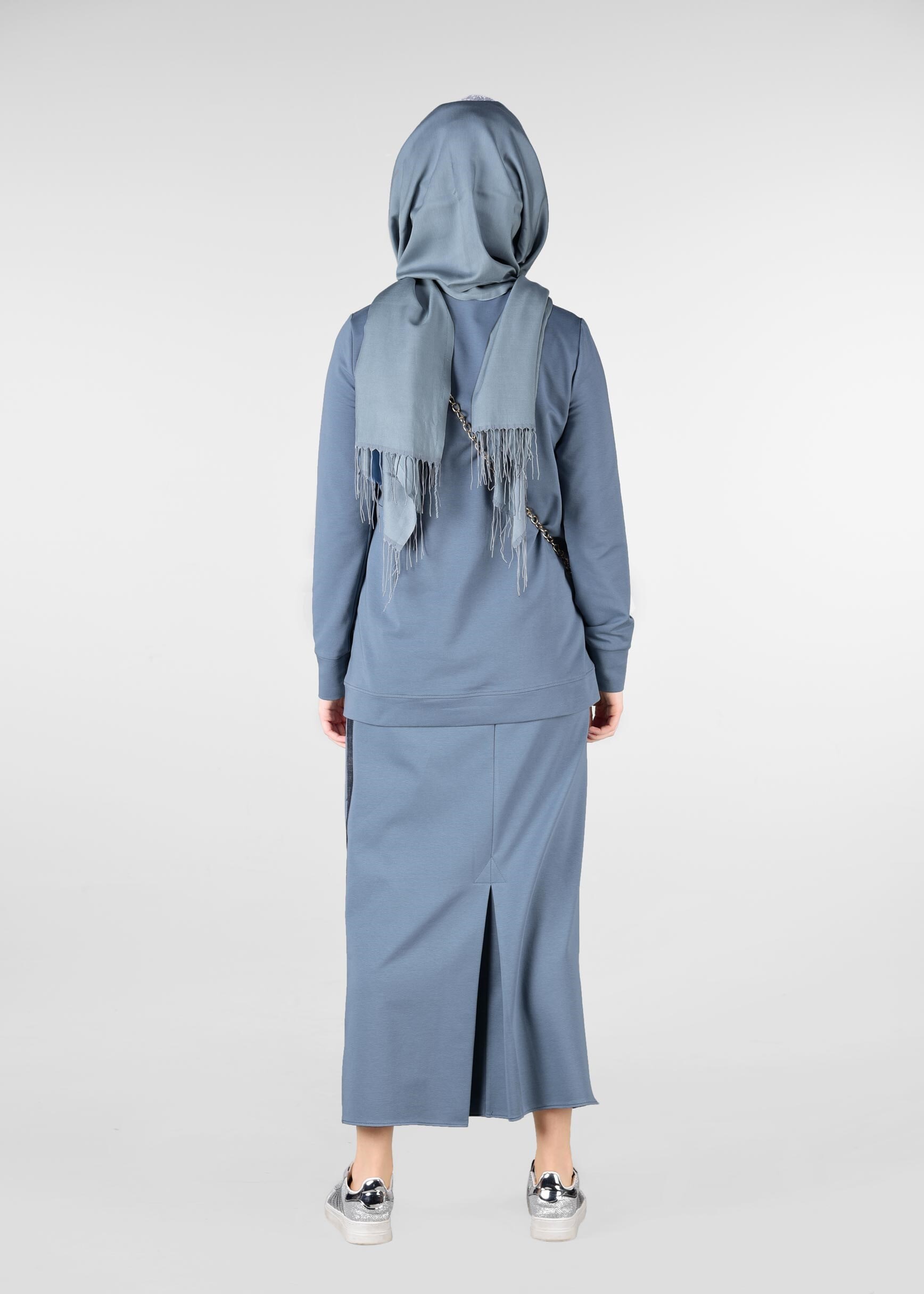 Tesettür giyim MAVİ YANLARI SİM SERİTLİ 2&prime;Lİ ETEKLİ EŞOFMAN TAKIM 4942 