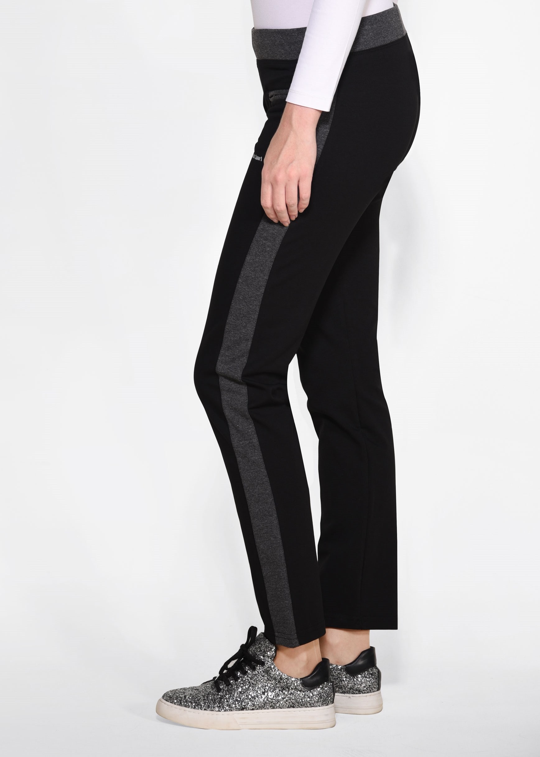 Tesettür giyim SİYAH BELİ LASTİKLİ CEPLİ EŞOFMAN ALTI 7355