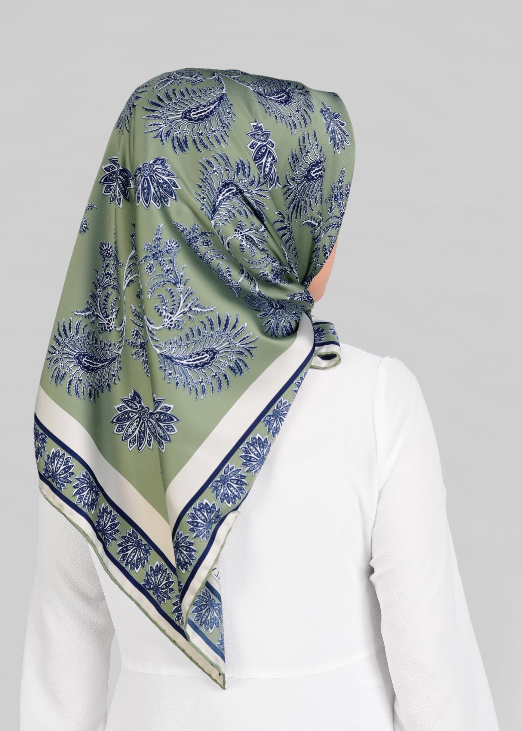 Tesettür giyim HAKİ 4469-1 ALVİNA DESENLİ EŞARP