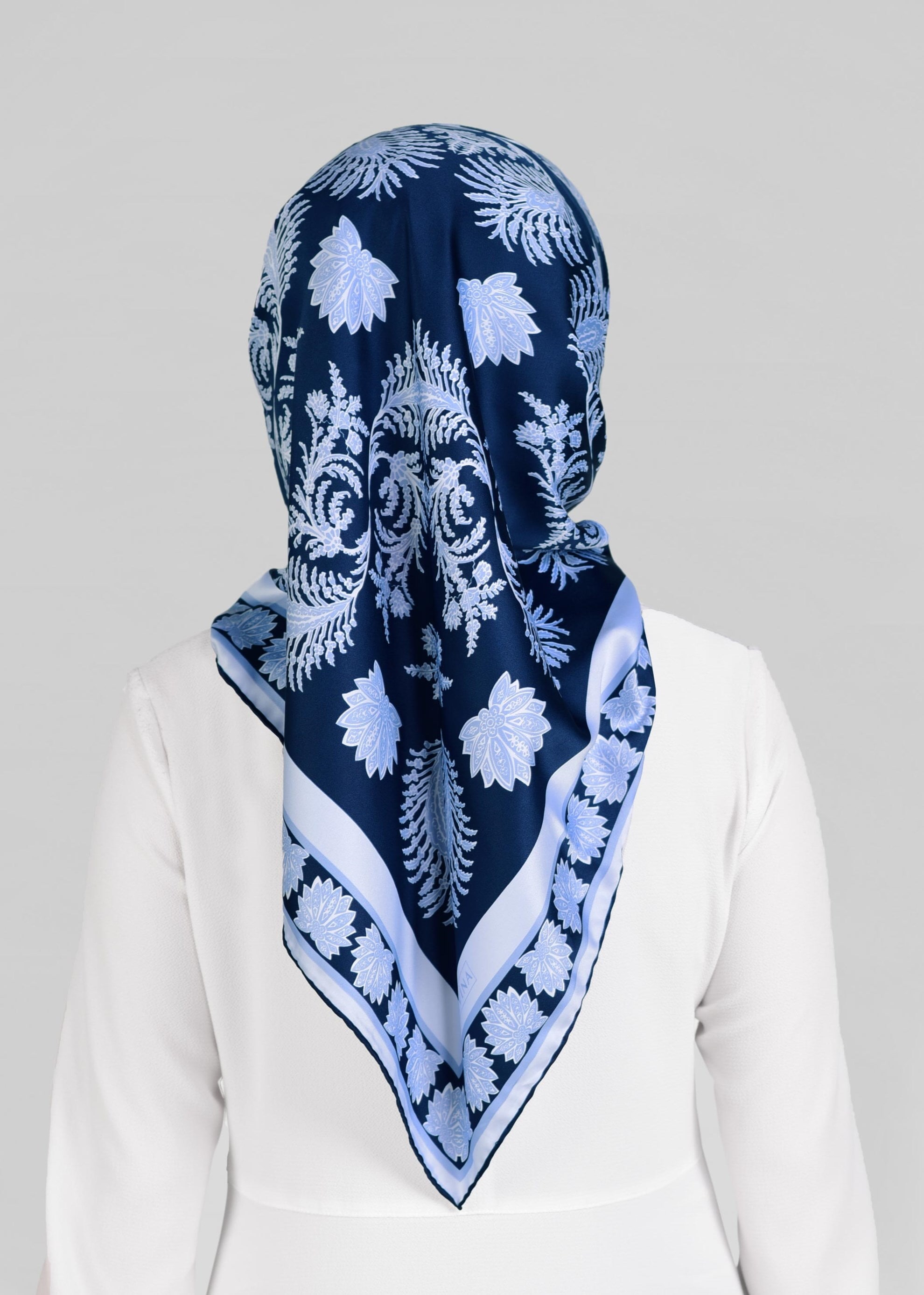 Tesettür giyim LACİVERT 4469-1 ALVİNA DESENLİ EŞARP