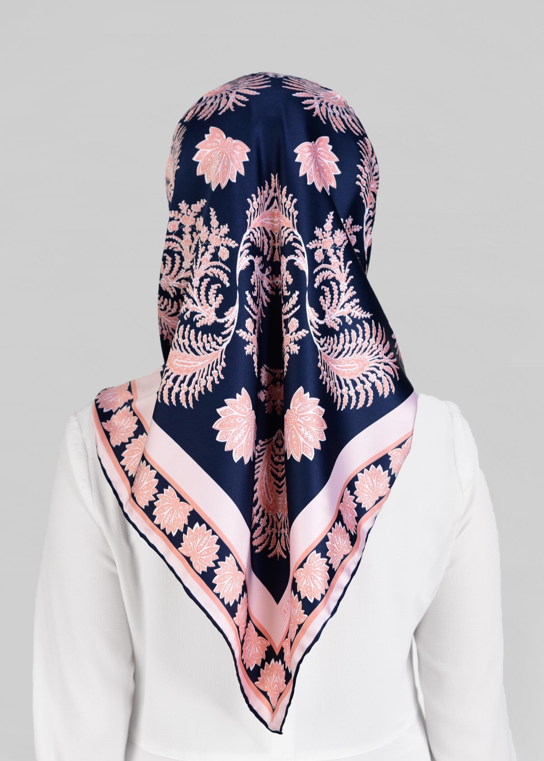 Tesettür giyim LACİVERT 4469-1 ALVİNA DESENLİ EŞARP