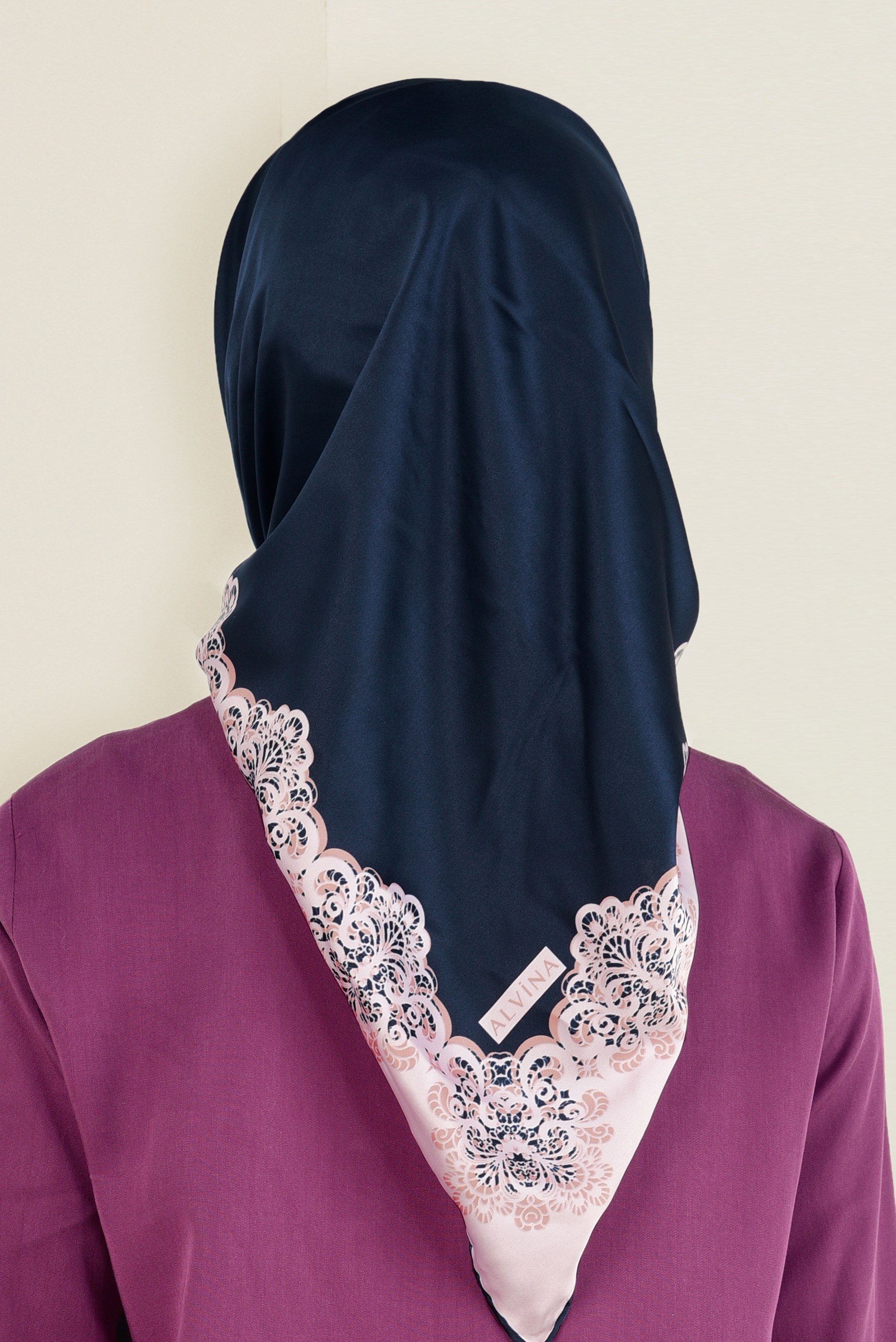 Tesettür giyim LACİVERT 4470-1 ALVİNA DESENLİ EŞARP