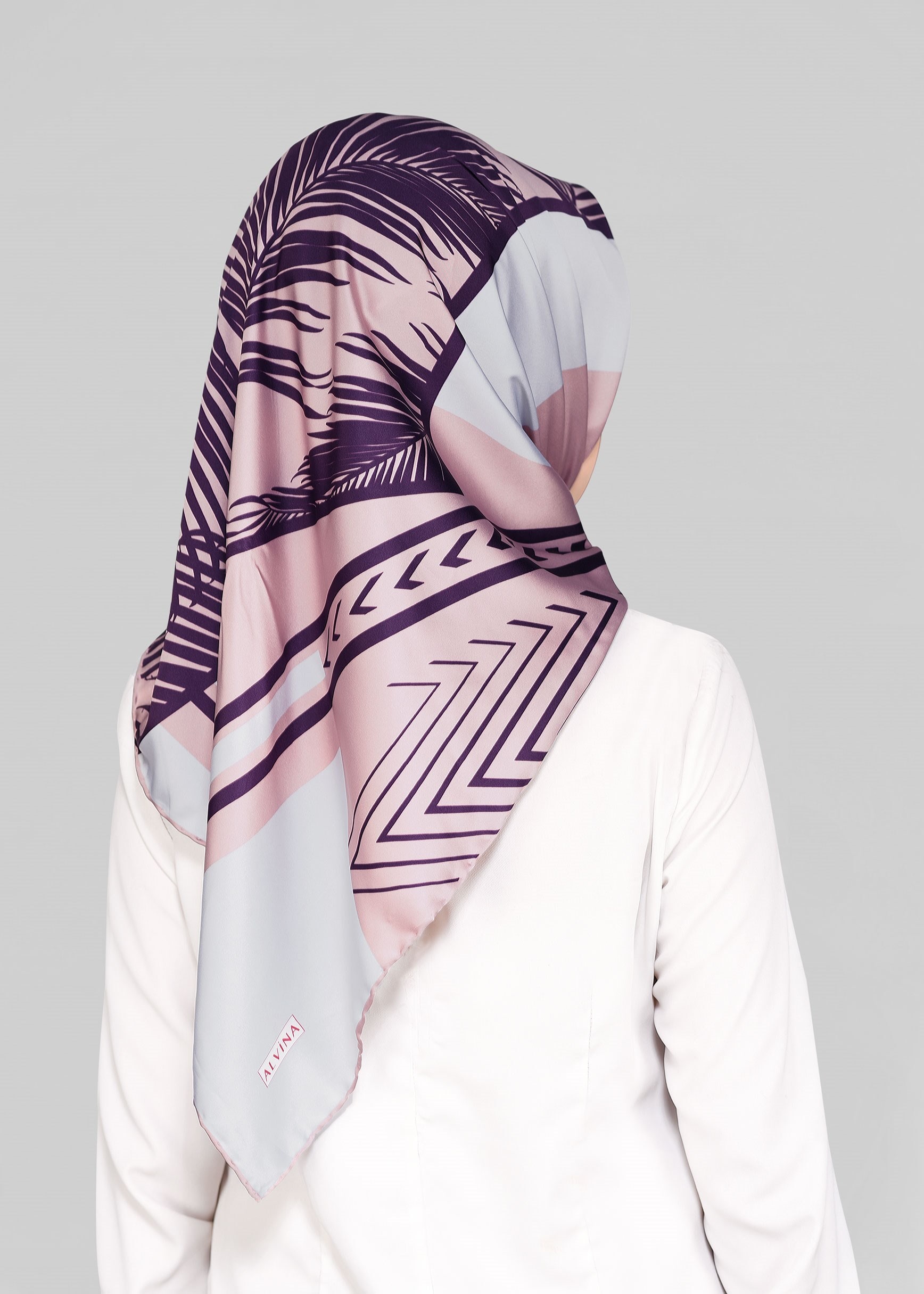 Tesettür giyim PUDRA ALVİNA DESENLİ EŞARP 5547-1