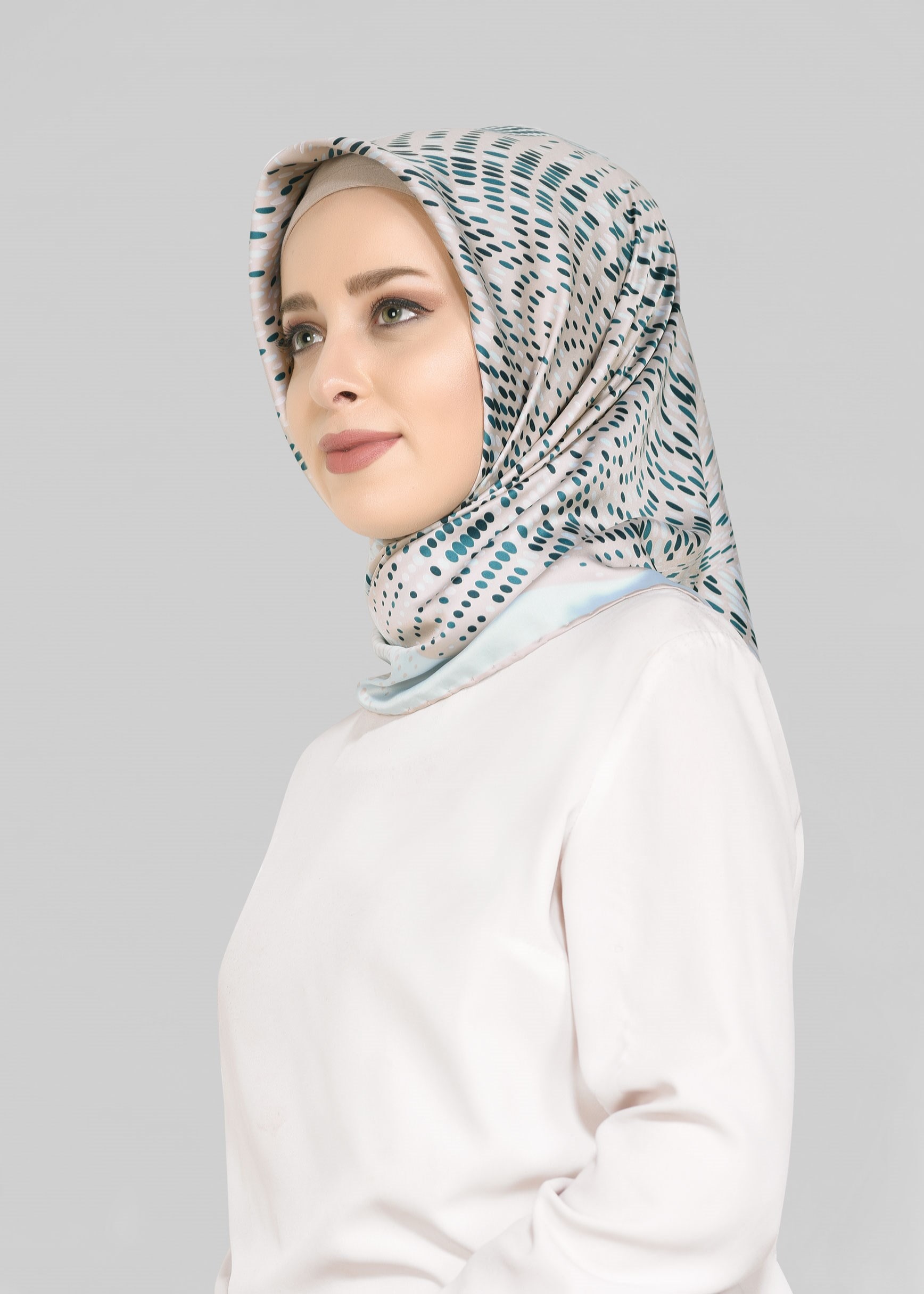 Tesettür giyim YEŞİL 5548-1 ALVİNA DESENLİ EŞARP