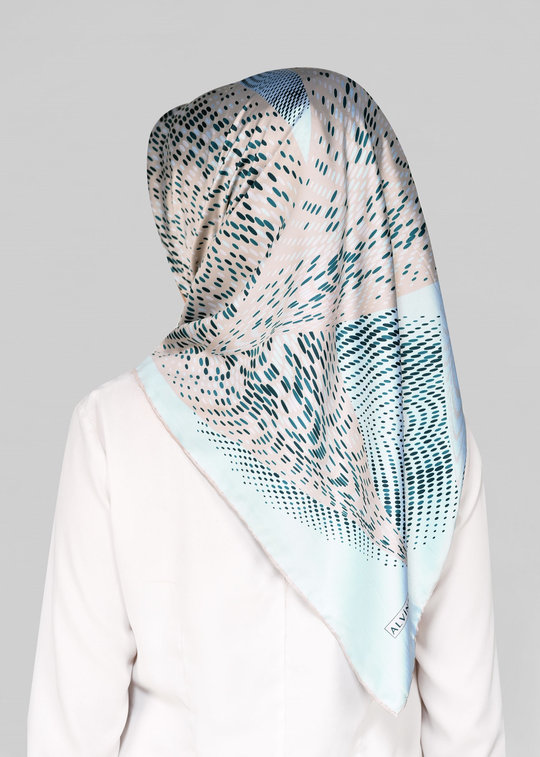 Tesettür giyim YEŞİL 5548-1 ALVİNA DESENLİ EŞARP