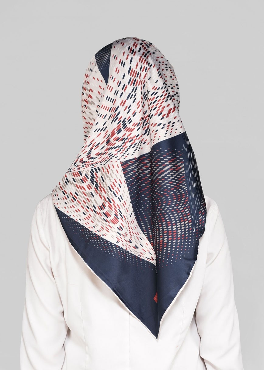 Tesettür giyim LACİVERT 5548-1 ALVİNA DESENLİ EŞARP