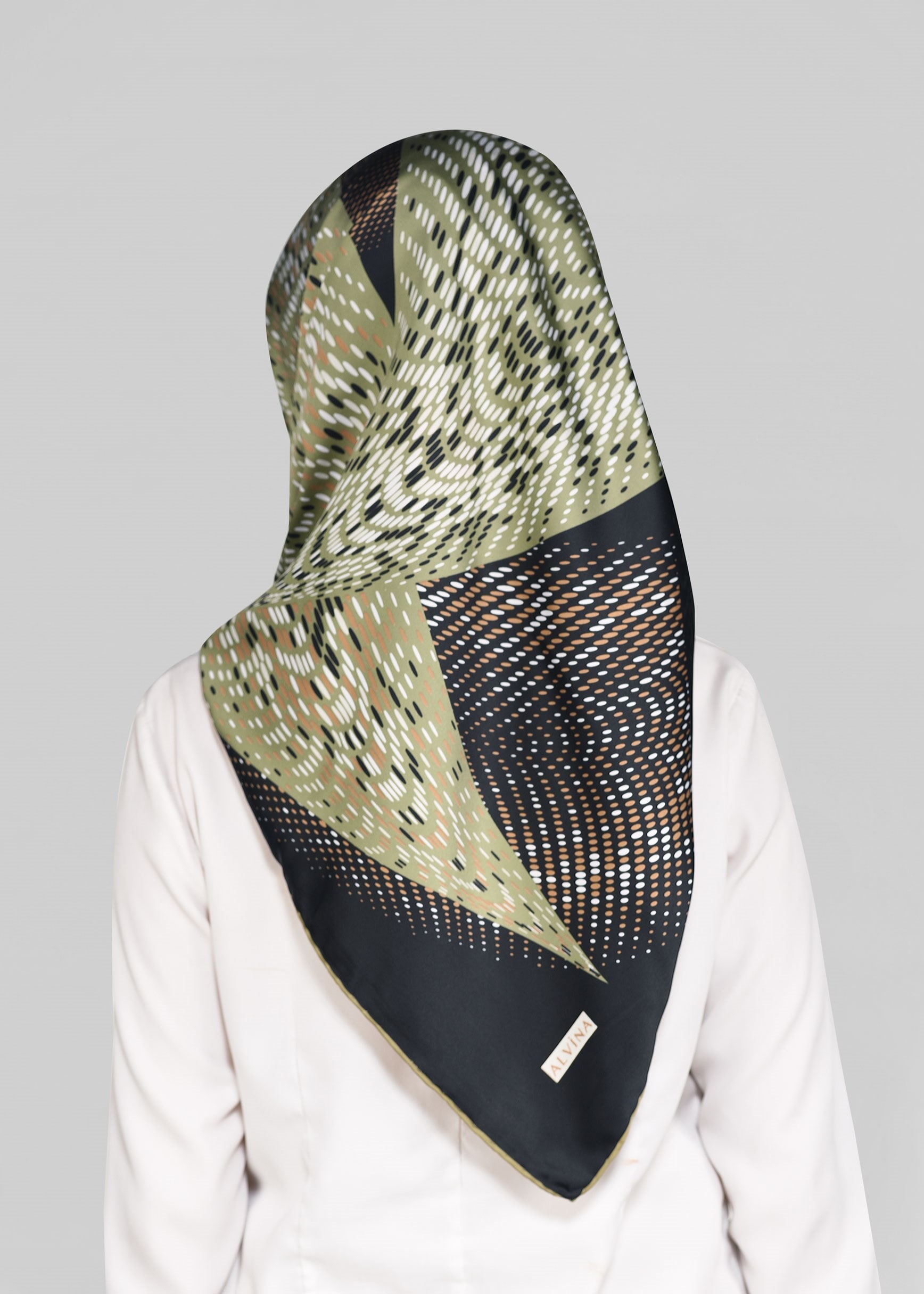 Tesettür giyim SİYAH 5548-1 ALVİNA DESENLİ EŞARP