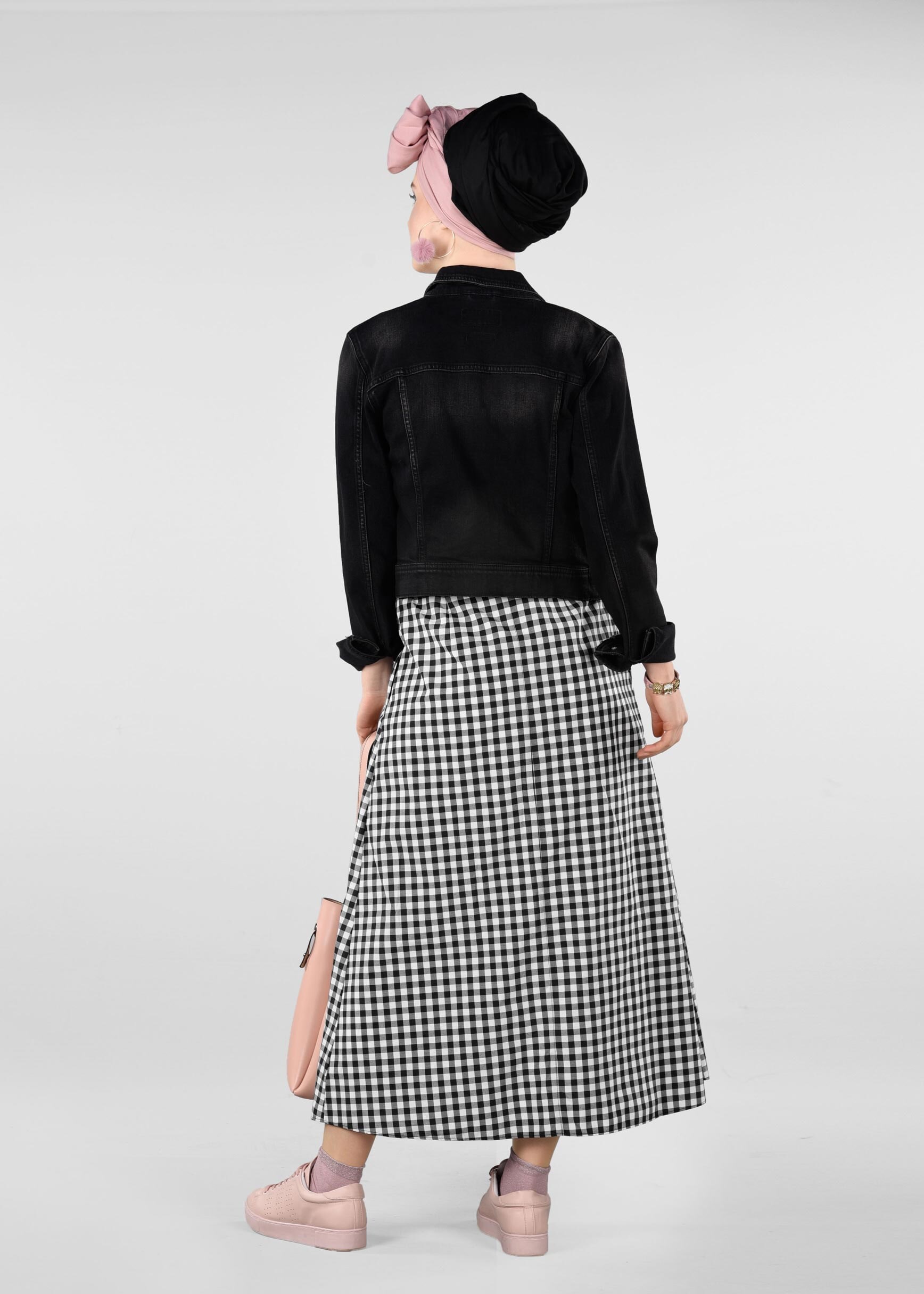 Tesettür giyim SİYAH BELİ KUŞAKLI EKOSE DESENLİ ETEK 6155