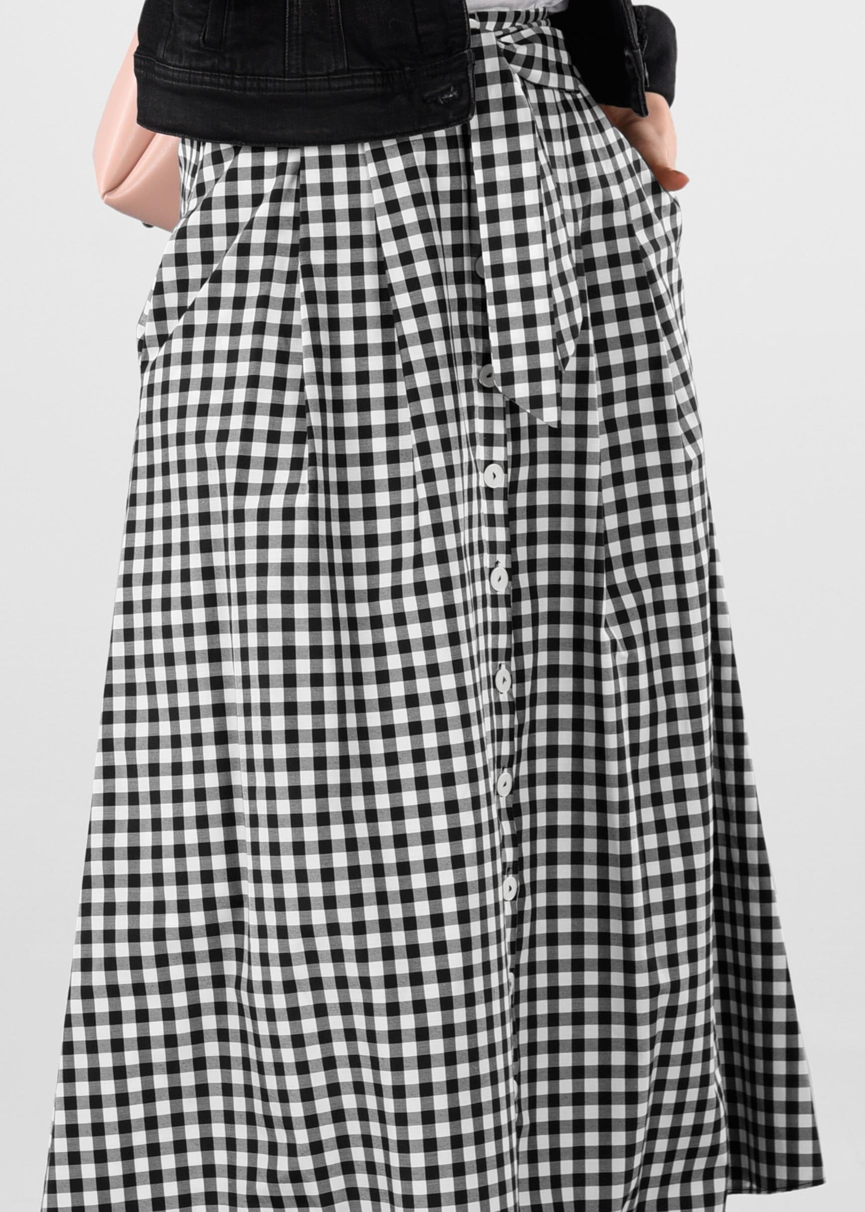 Tesettür giyim SİYAH BELİ KUŞAKLI EKOSE DESENLİ ETEK 6155