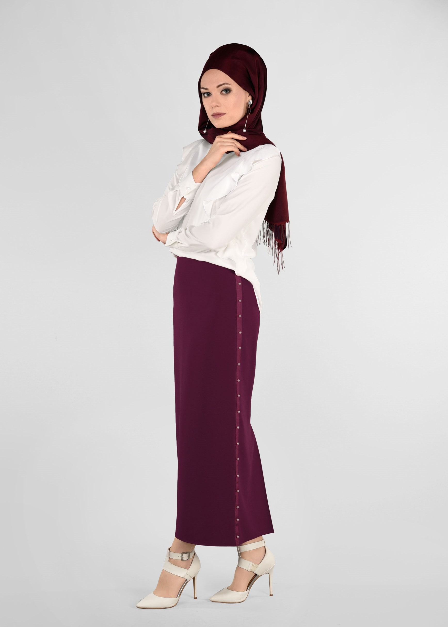 Tesettür giyim BORDO İNCİ İŞLEMELİ ETEK 6159