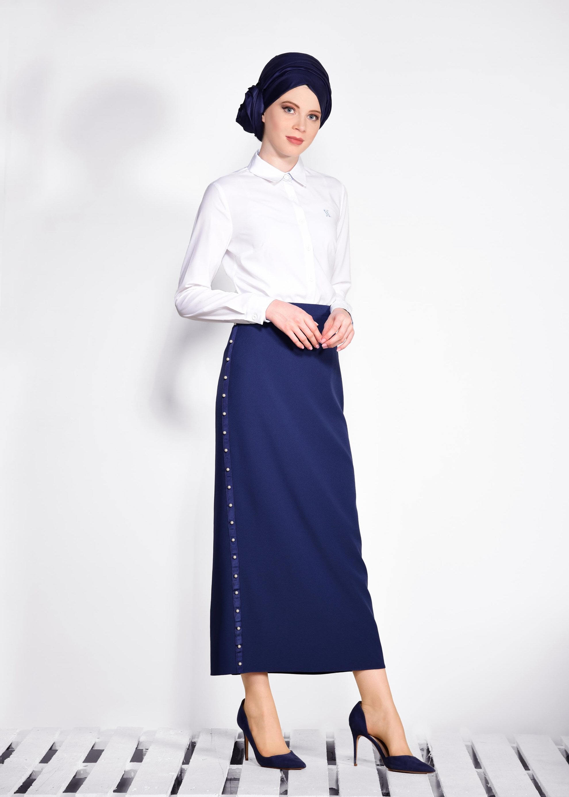 Tesettür giyim LACİVERT İNCİ İŞLEMELİ ETEK 6159