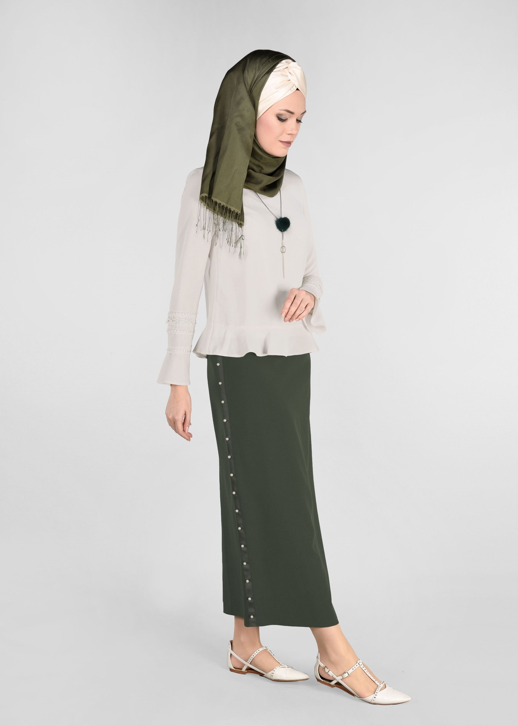 Tesettür giyim HAKİ İNCİ İŞLEMELİ ETEK 6159