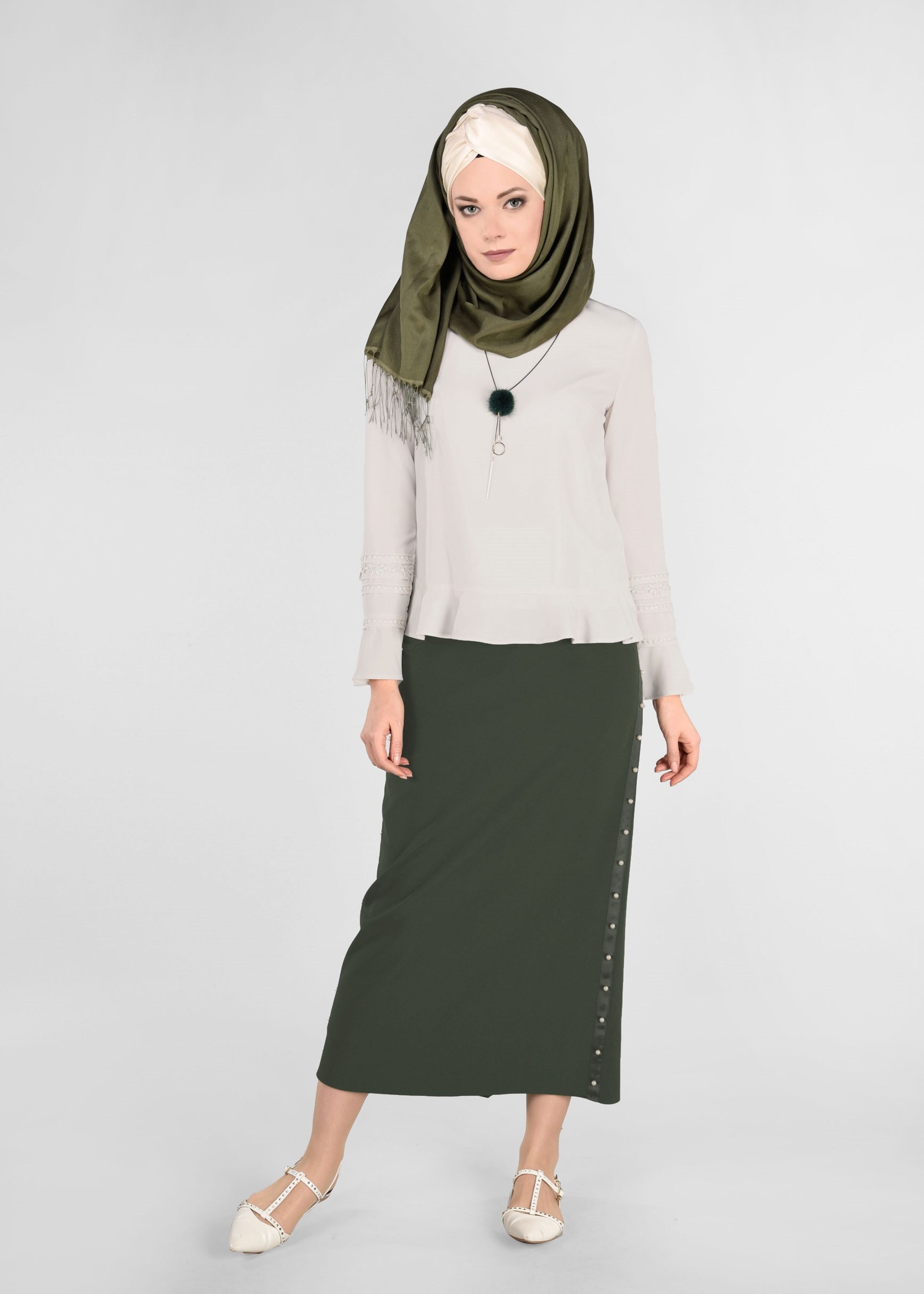 Tesettür giyim HAKİ İNCİ İŞLEMELİ ETEK 6159