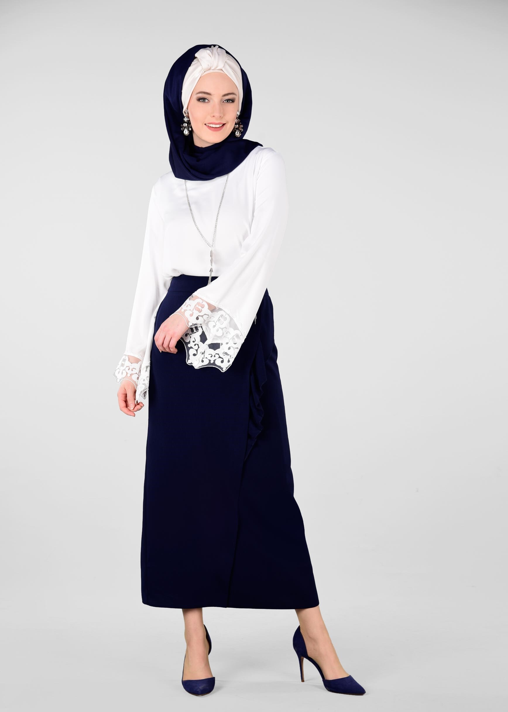 Tesettür giyim LACİVERT ÖN KISMI FIRFIRLI ETEK 6161