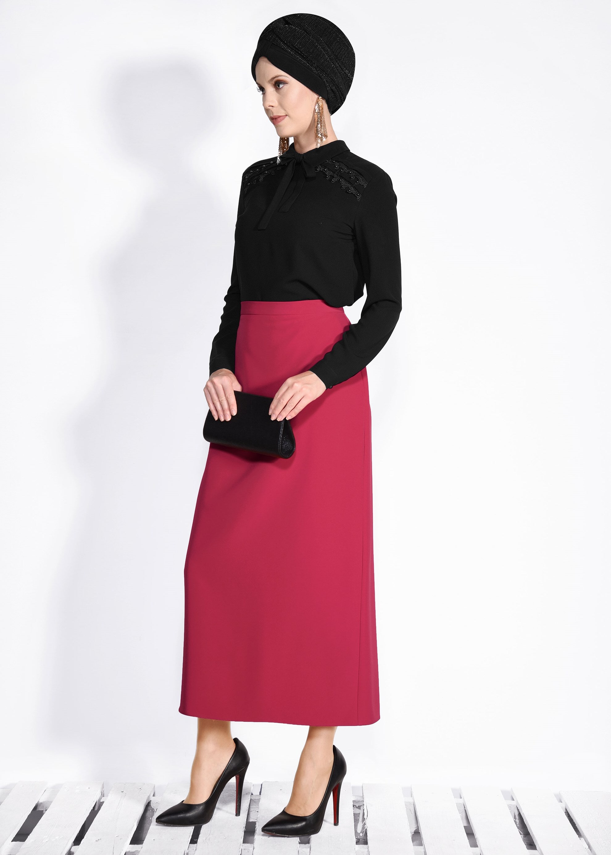Tesettür giyim KIRMIZI GİZLİ YIRTMAÇLI KLASİK KESİM ETEK 6167