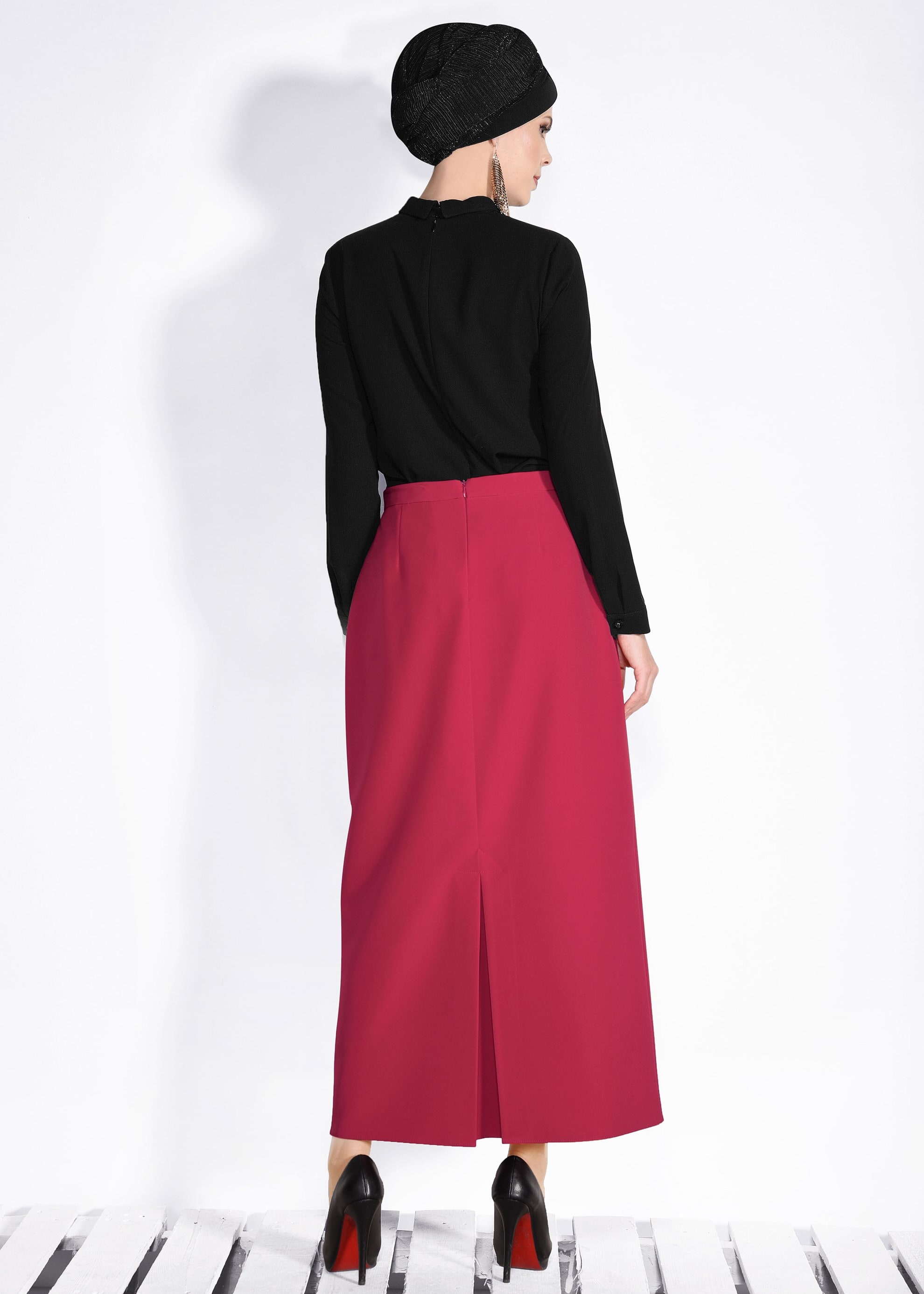 Tesettür giyim KIRMIZI GİZLİ YIRTMAÇLI KLASİK KESİM ETEK 6167