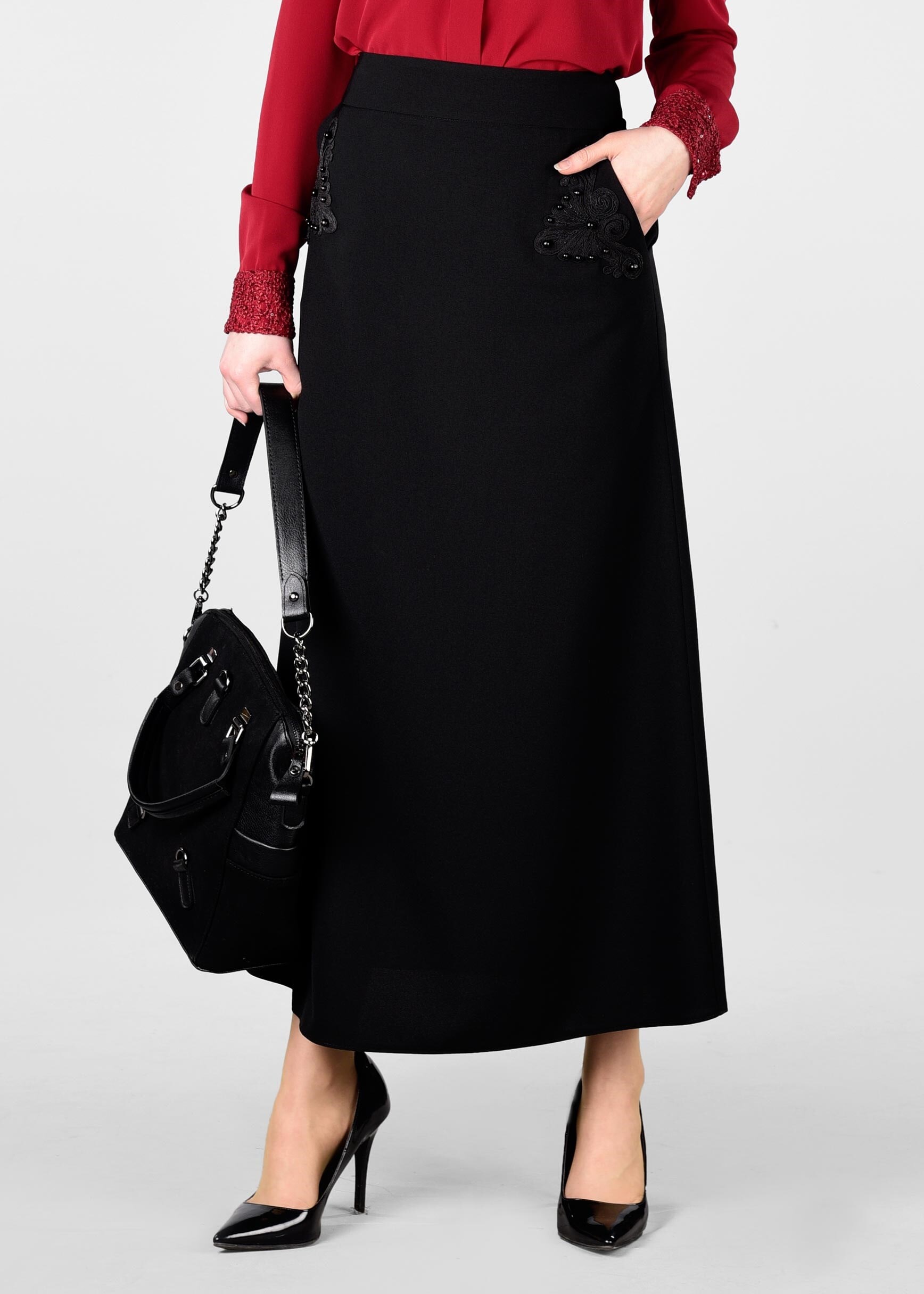 Tesettür giyim SİYAH NAKIŞ DETAYLI ETEK 6176