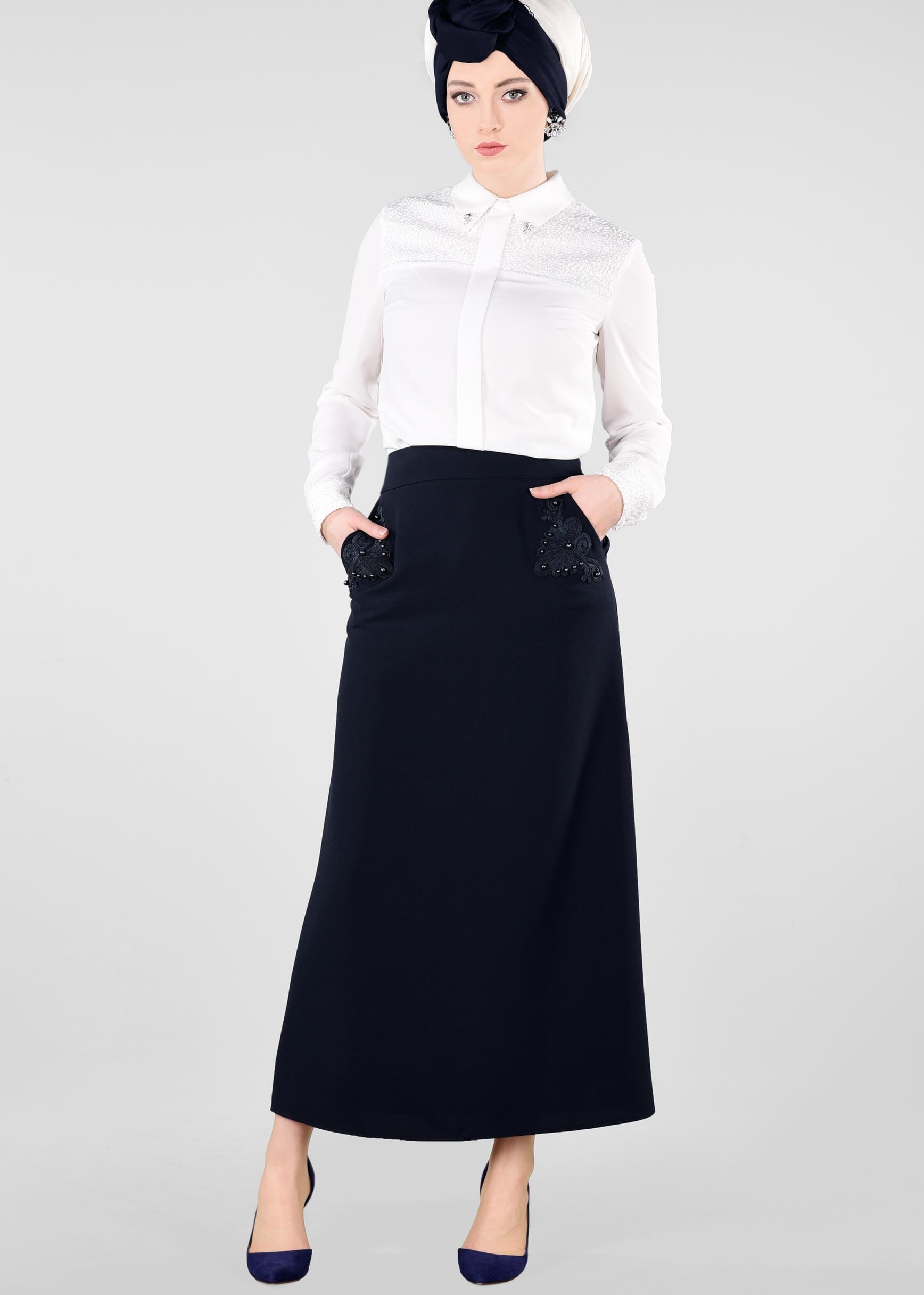 Tesettür giyim LACİVERT NAKIŞ DETAYLI ETEK 6176