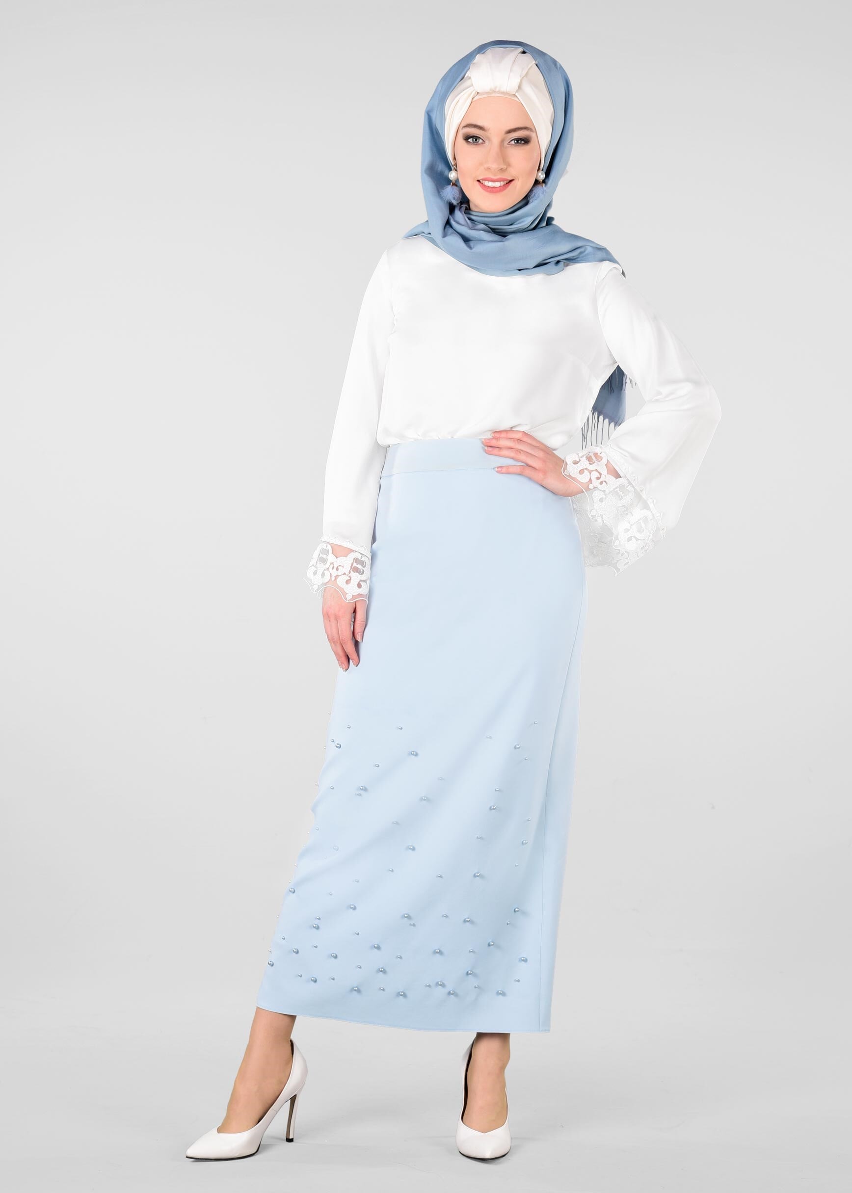 Tesettür giyim MAVİ İNCİLİ GİZLİ YIRTMAÇLI ETEK 6178