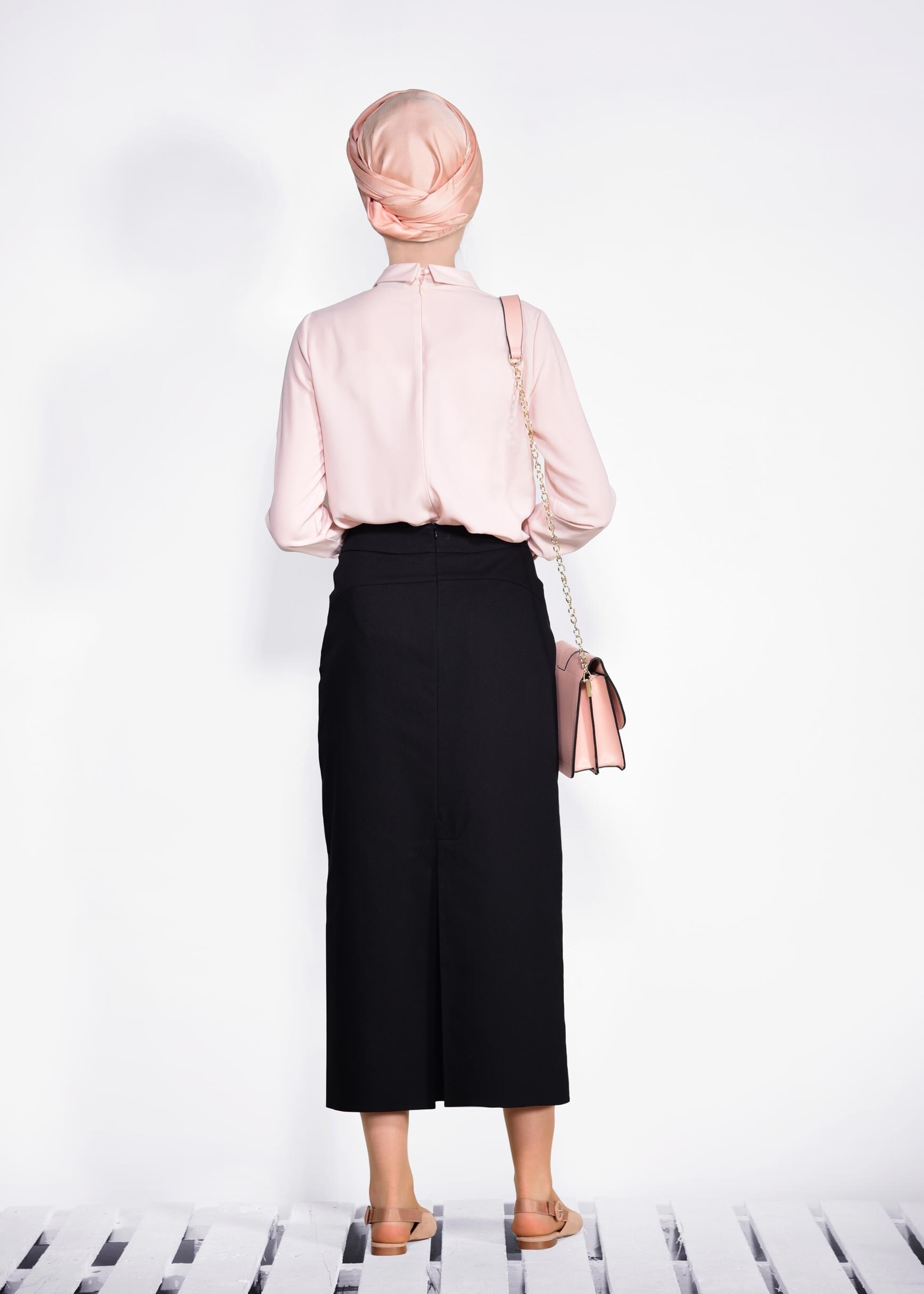 Tesettür giyim SİYAH FERMUAR DETAYLI ETEK 6179