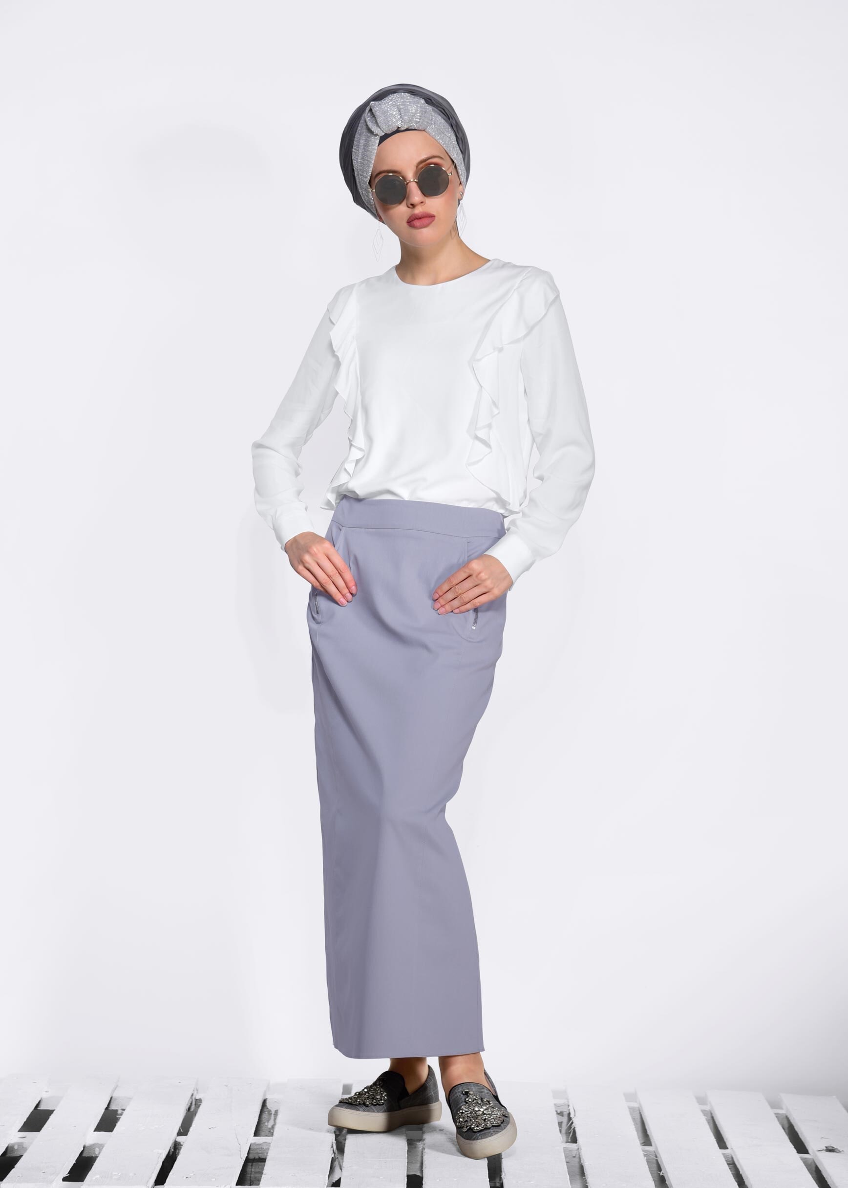 Tesettür giyim GRİ FERMUAR DETAYLI ETEK 6179