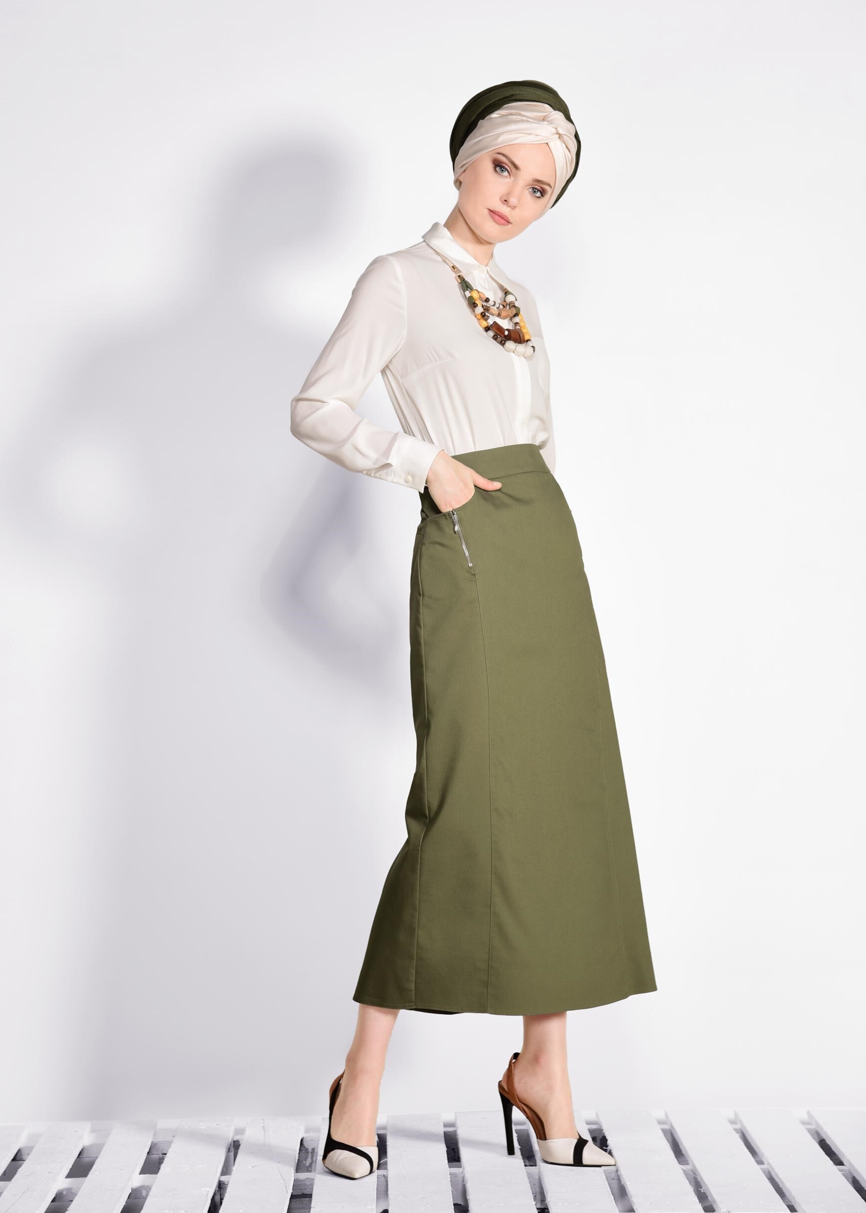 Tesettür giyim HAKİ FERMUAR DETAYLI ETEK 6179