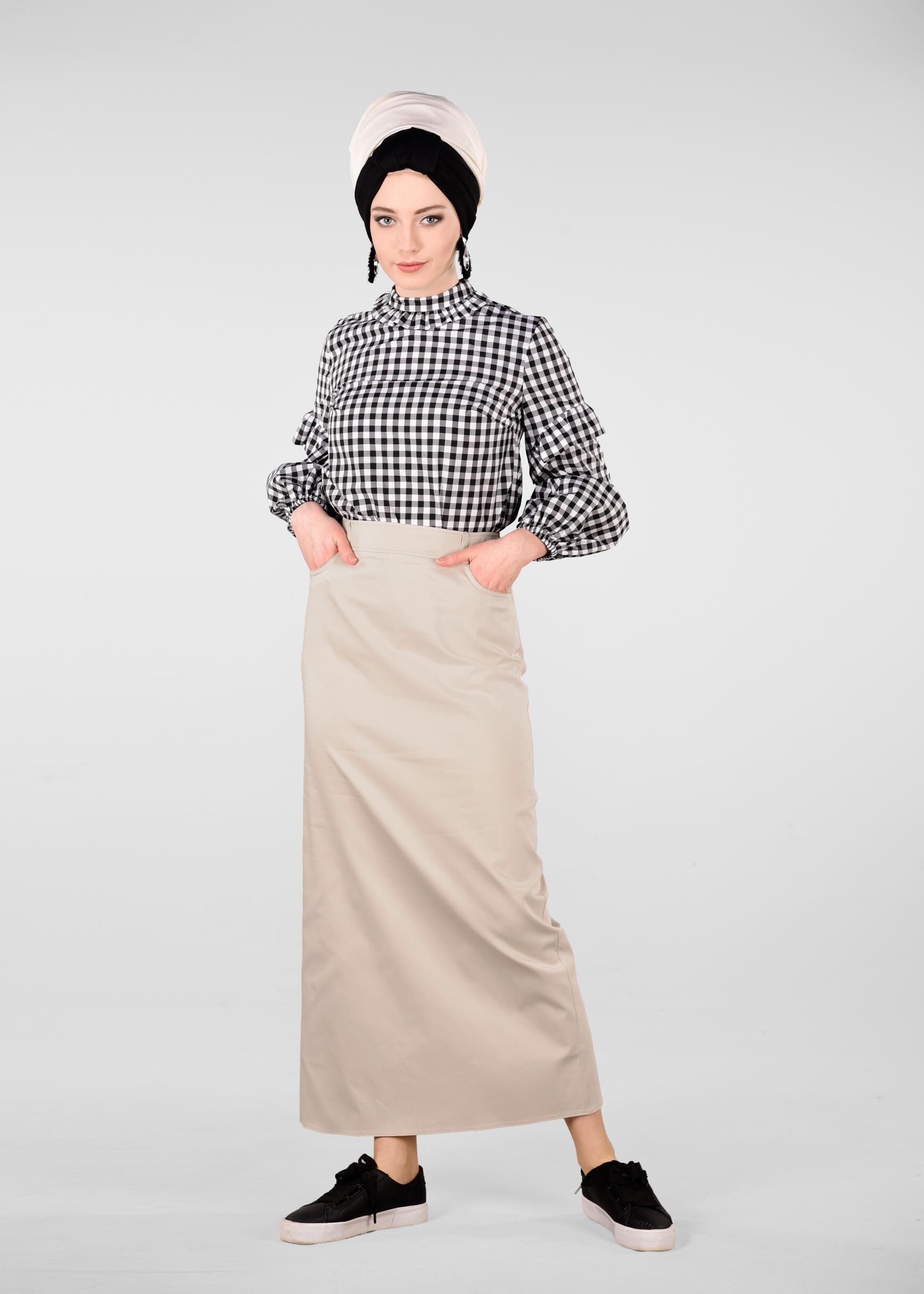 Tesettür giyim BEJ GİZLİ YIRTMAÇLI DÜZ ETEK 6181