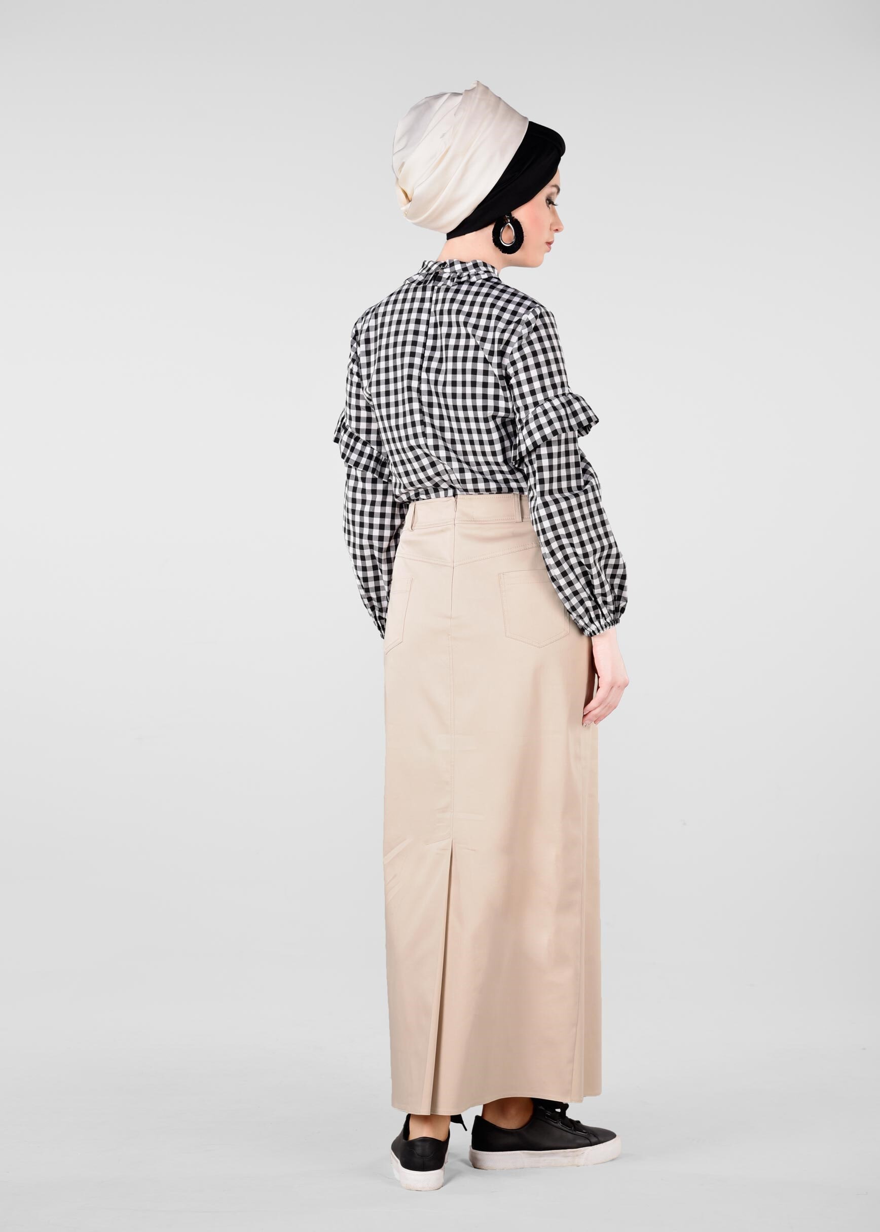 Tesettür giyim BEJ GİZLİ YIRTMAÇLI DÜZ ETEK 6181