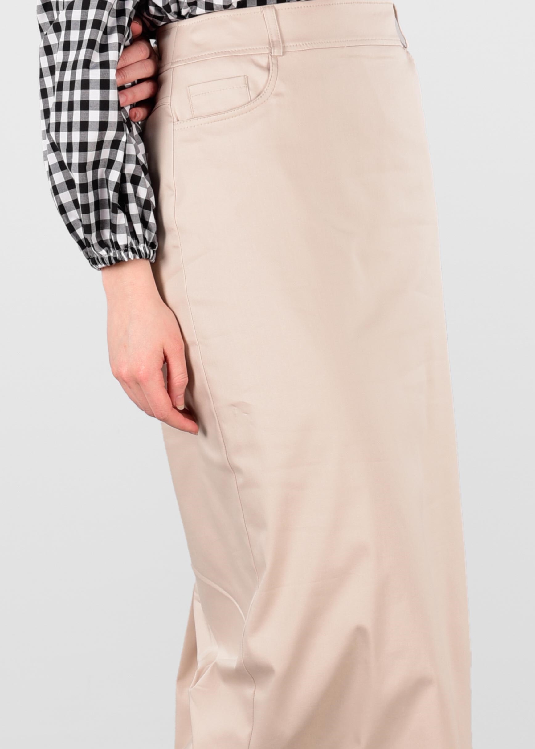 Tesettür giyim BEJ GİZLİ YIRTMAÇLI DÜZ ETEK 6181