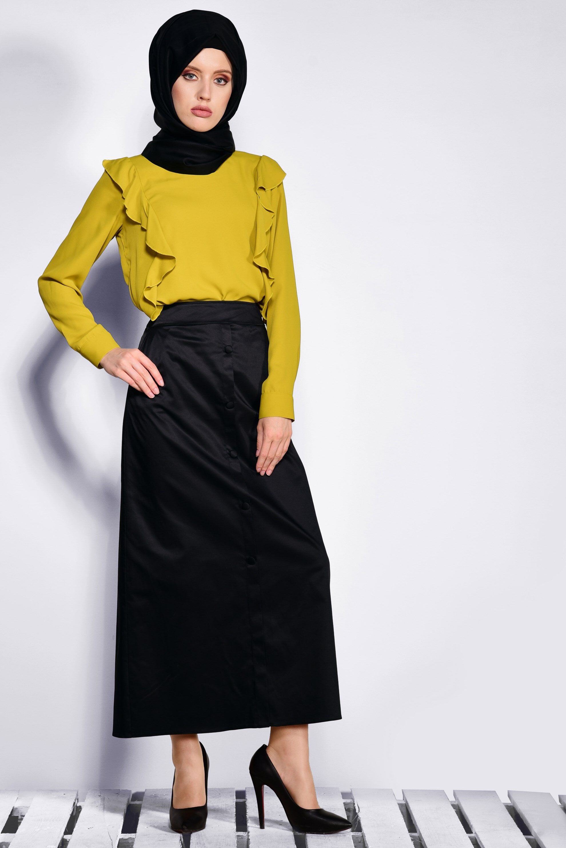 Tesettür giyim SİYAH DÜĞME DETAYLI ETEK 6182