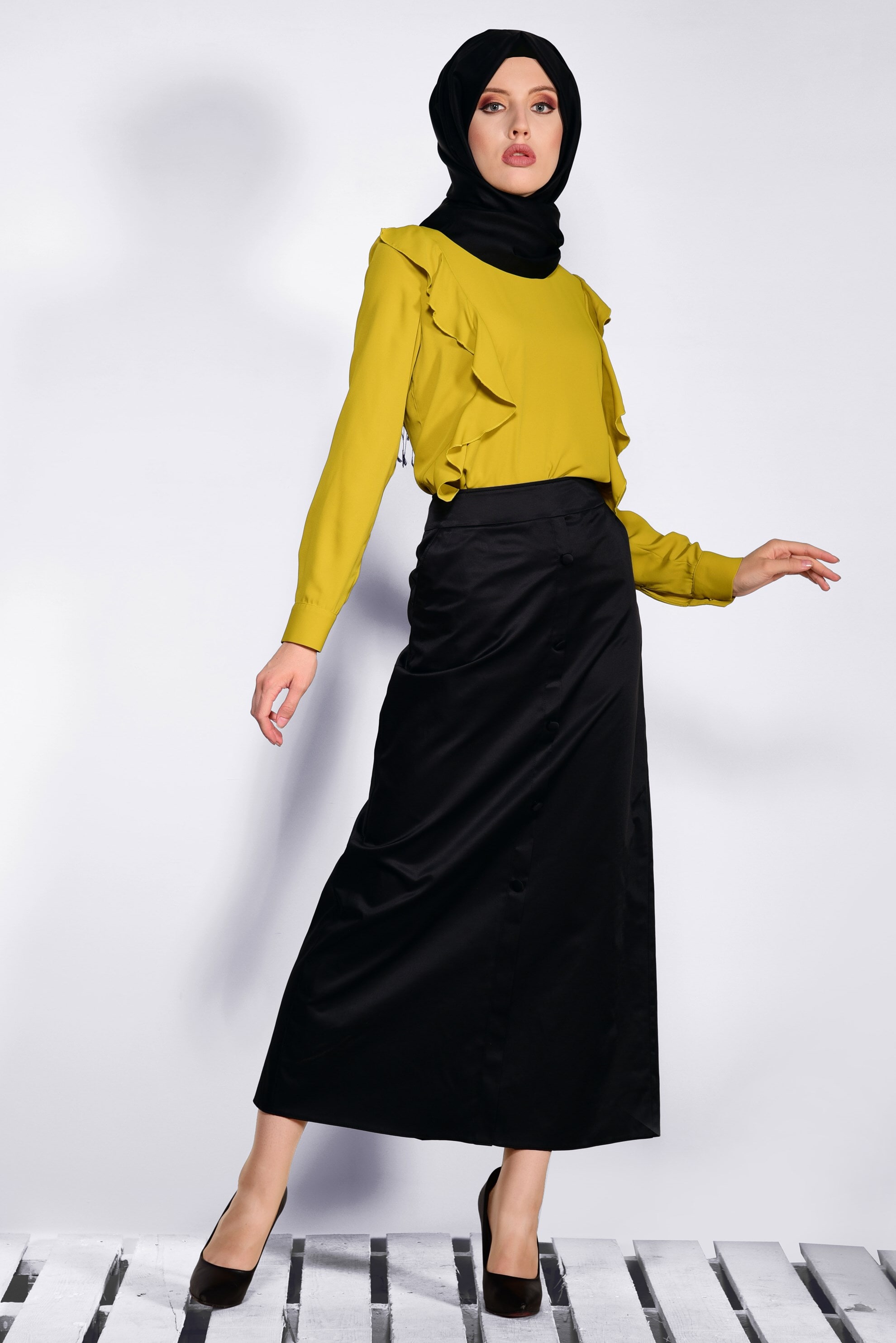 Tesettür giyim SİYAH DÜĞME DETAYLI ETEK 6182