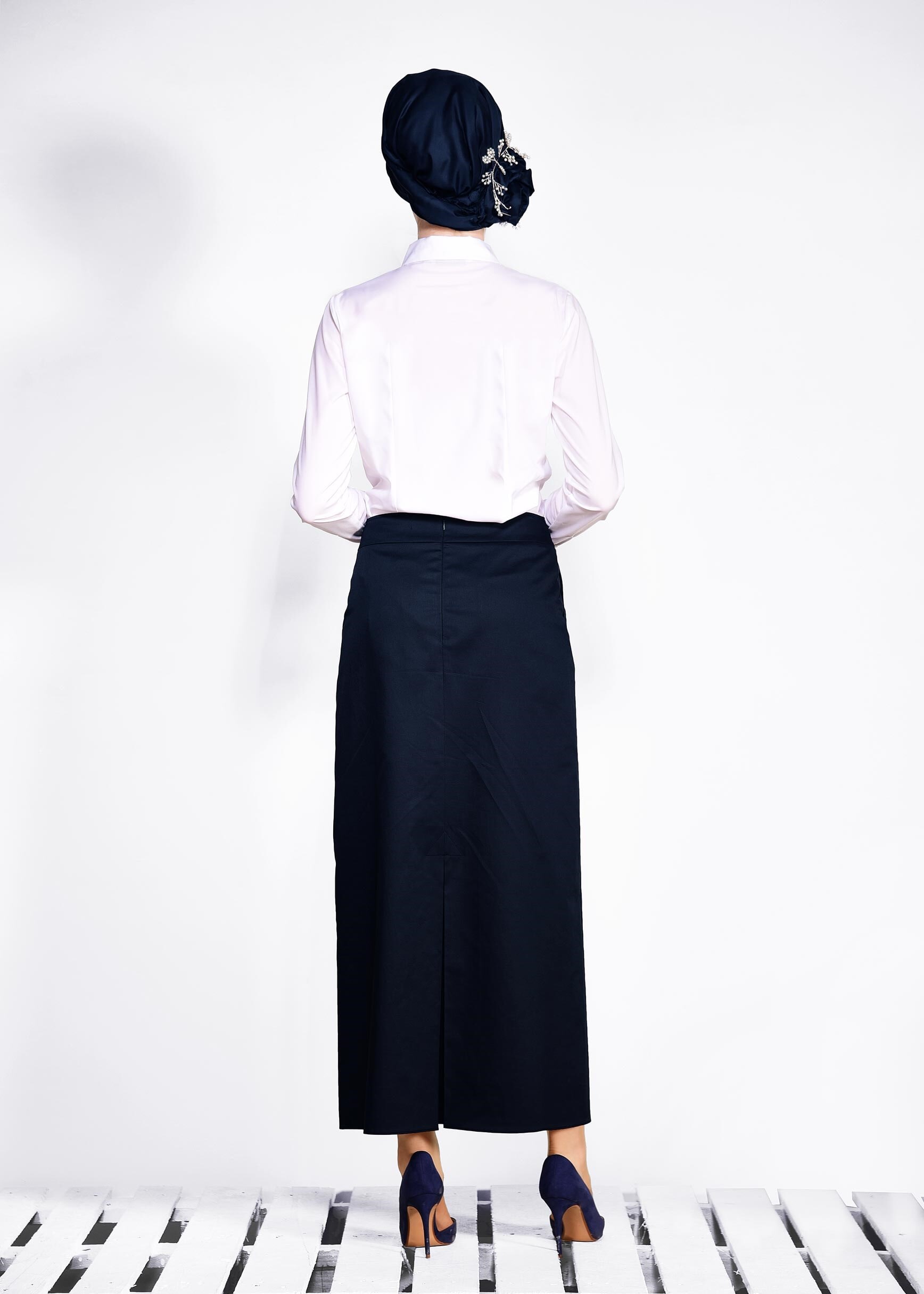 Tesettür giyim LACİVERT DÜĞME DETAYLI ETEK 6182